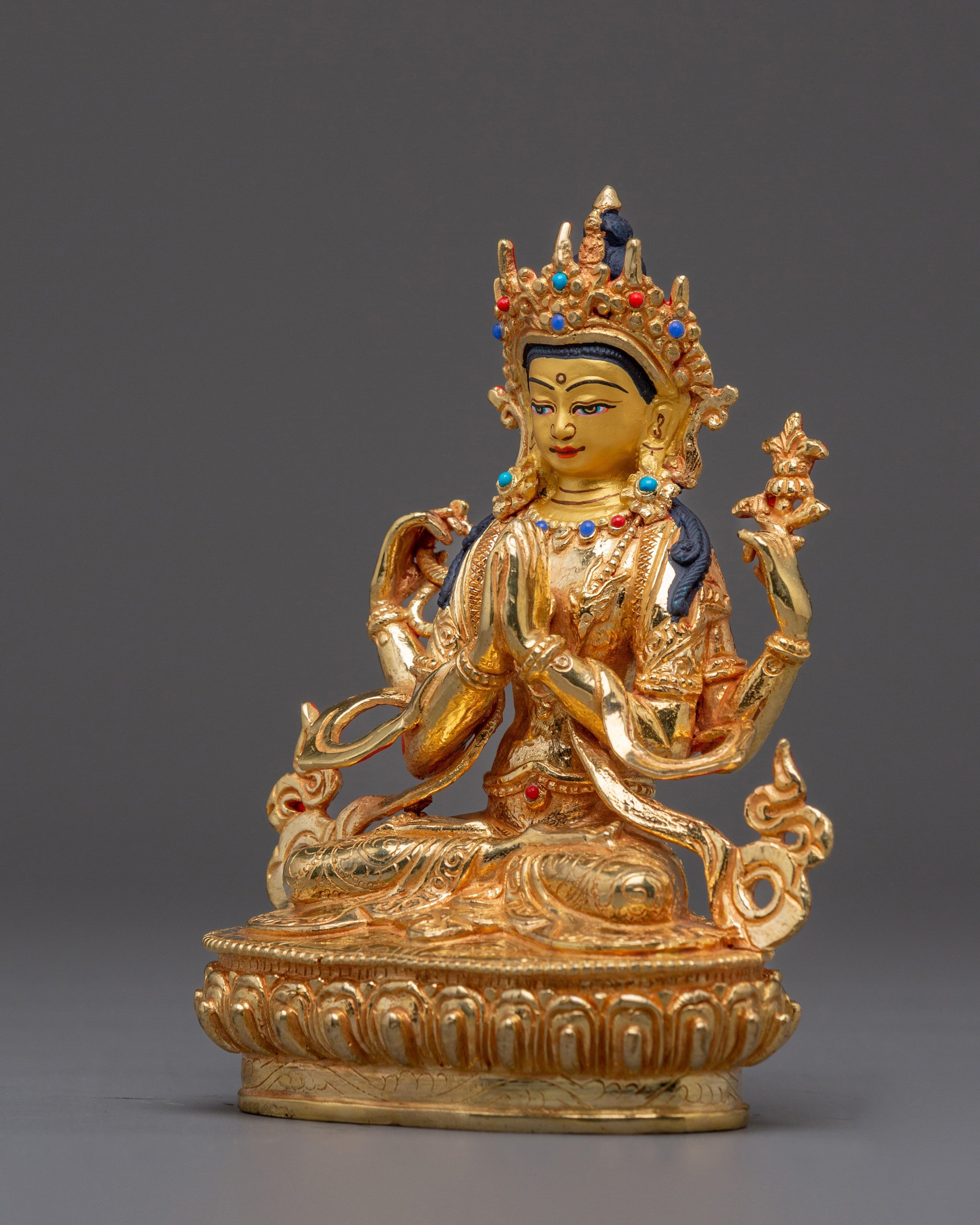 Protective Bodhisattva Chenrezig Statue | The one who looks with unwavering eye