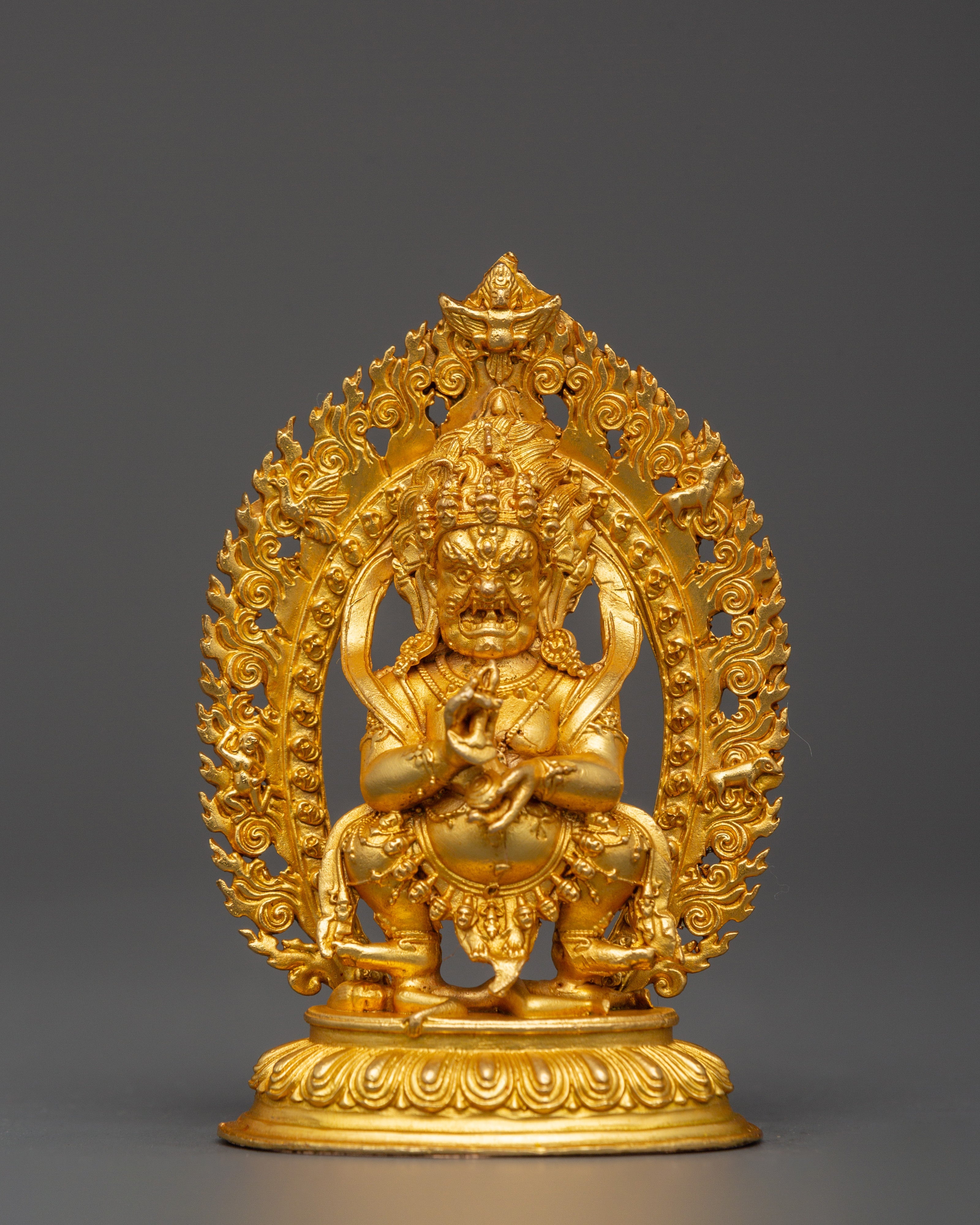 sakya-tradition-dharma-guardian-shakya-mahakala-statue