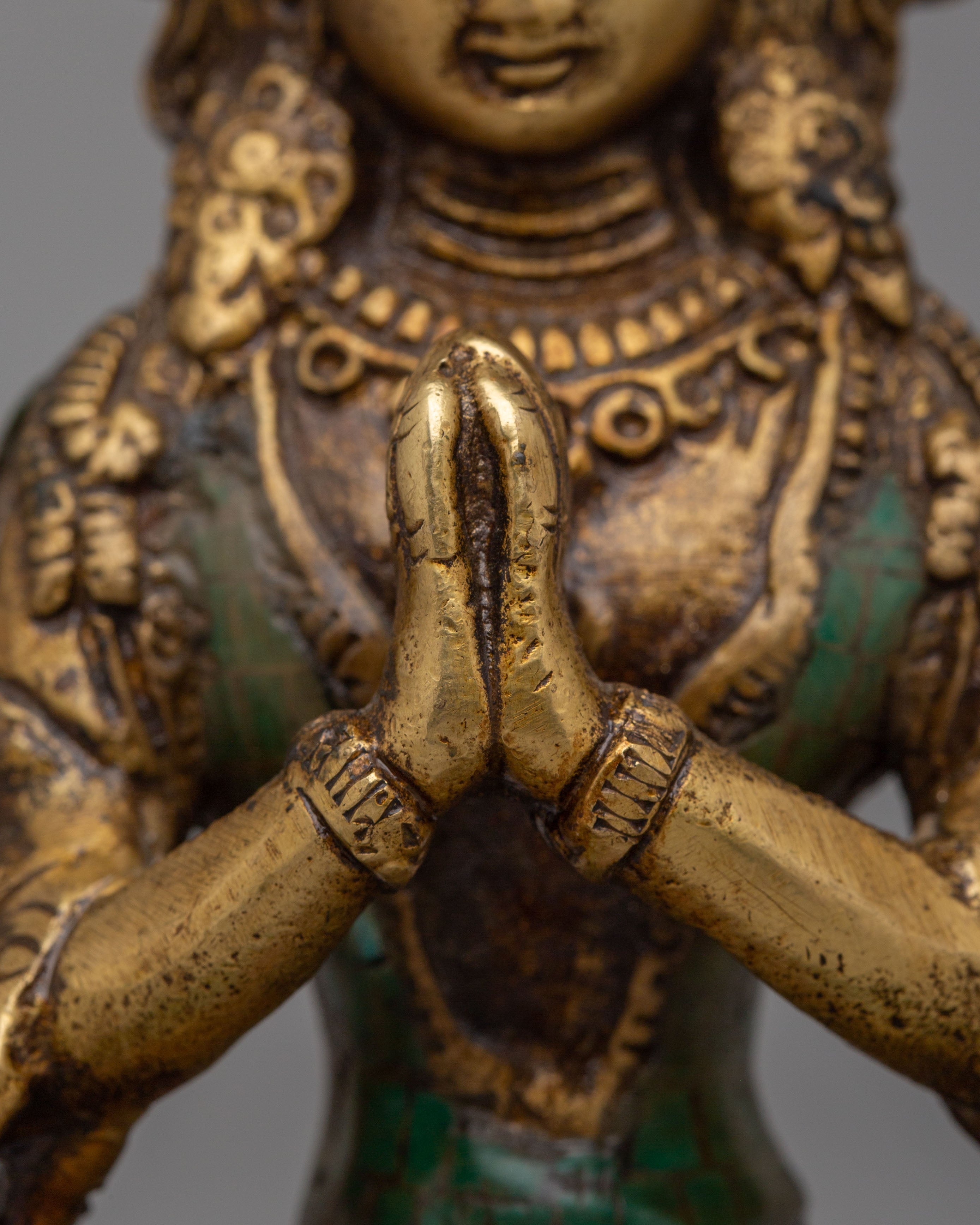 Sacred Chenrezig Bodhisattva Statue | Symbol of Compassion & Enlightenment