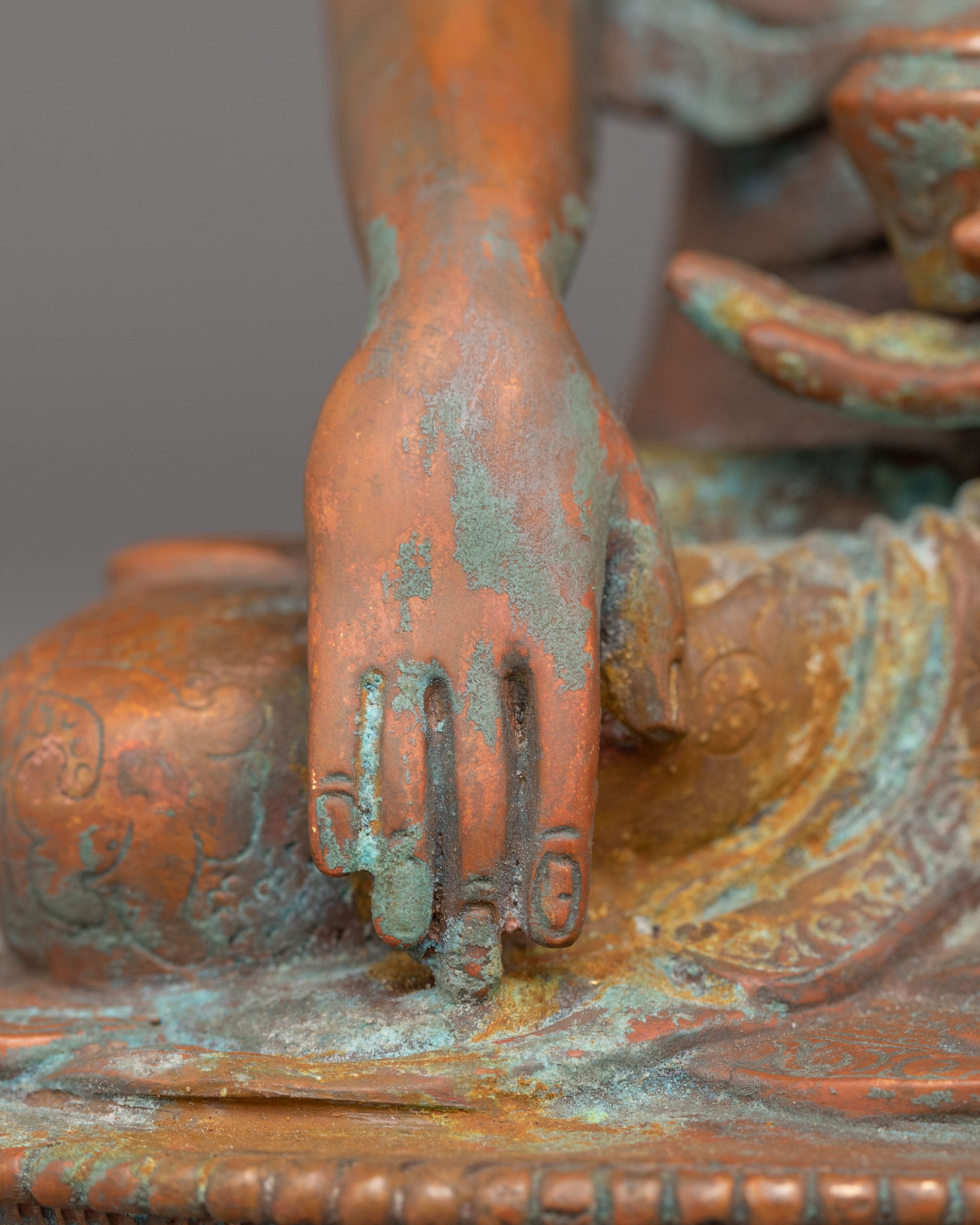 Buddhist Artwork of Shakyamuni Buddha | Peaceful Deity