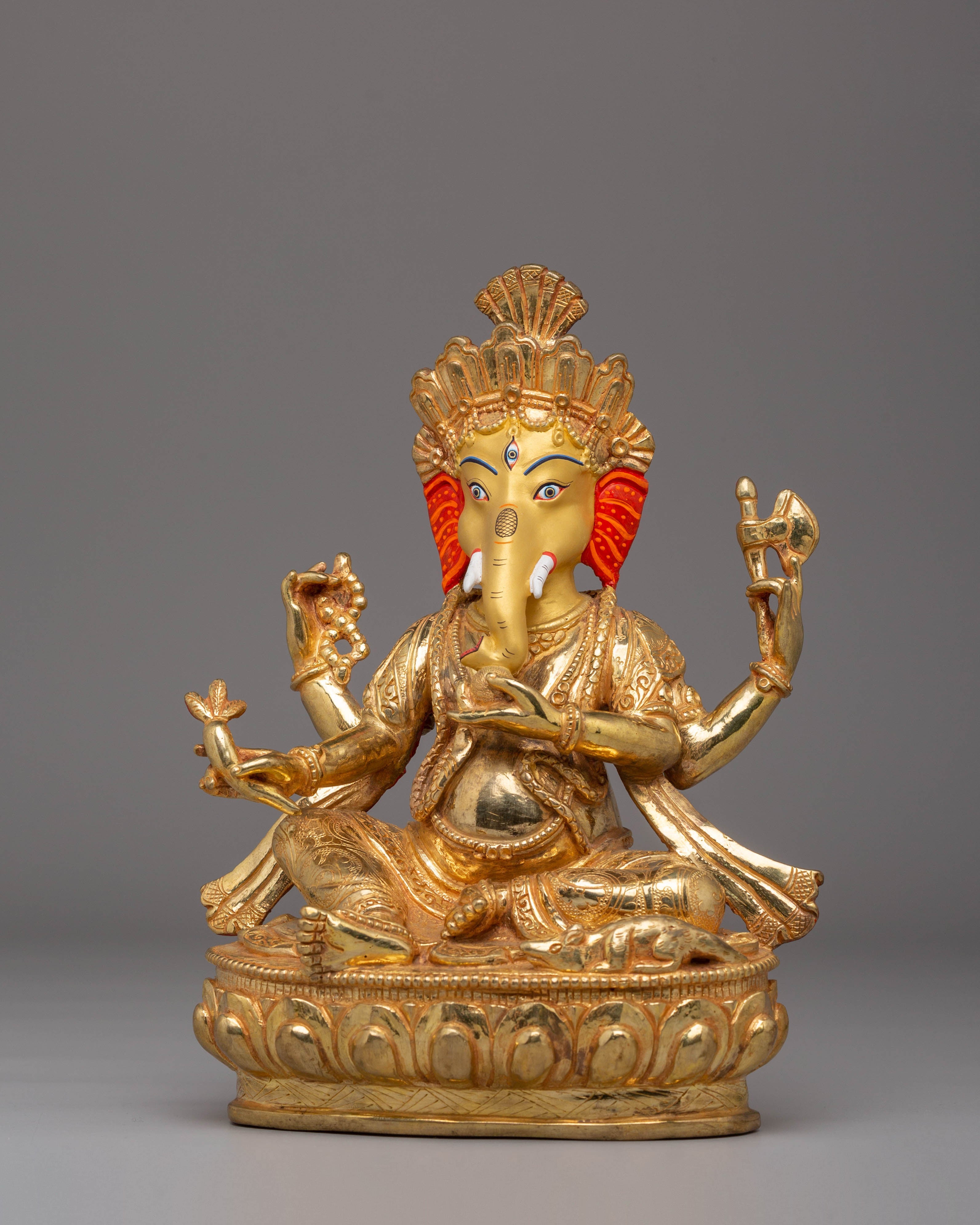 Ganesh Statue : Hindu Deity of Wealth and Wisdom