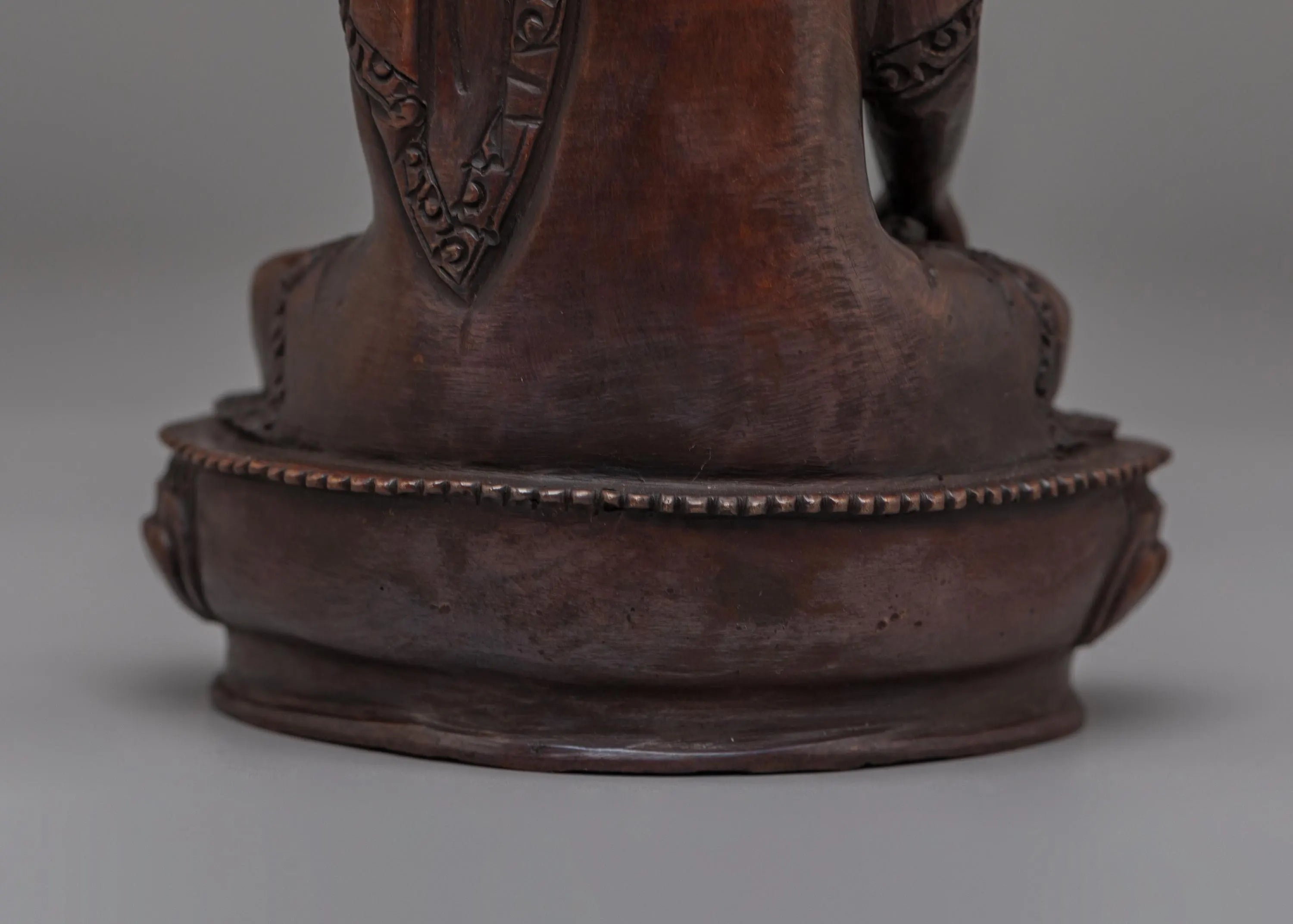 Traditional Buddha Shakyamuni Statue | Symbol of Enlightenment