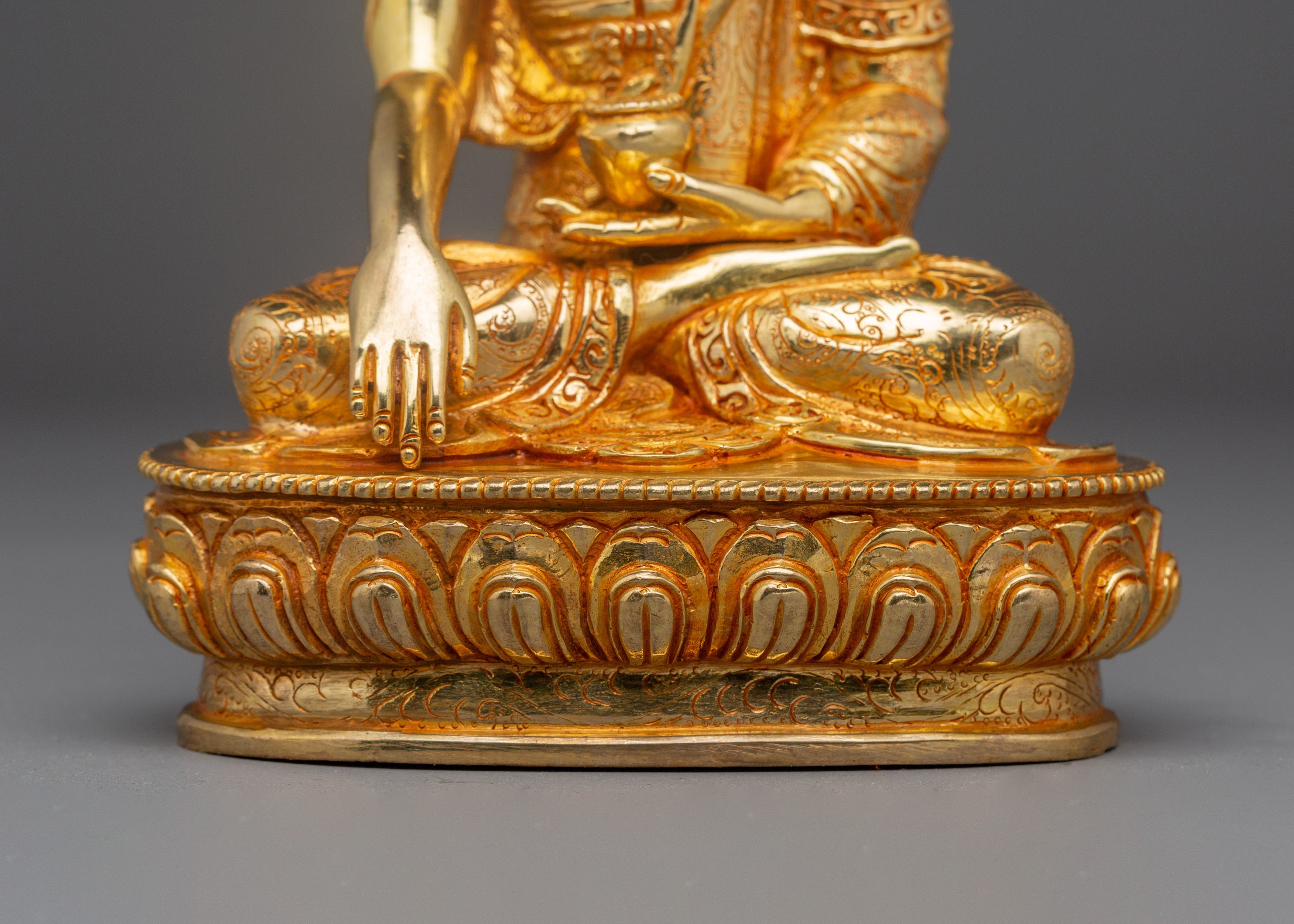 Handmade Gold Gilded Shakyamuni Buddha Statue | Tibetan Buddhist Art