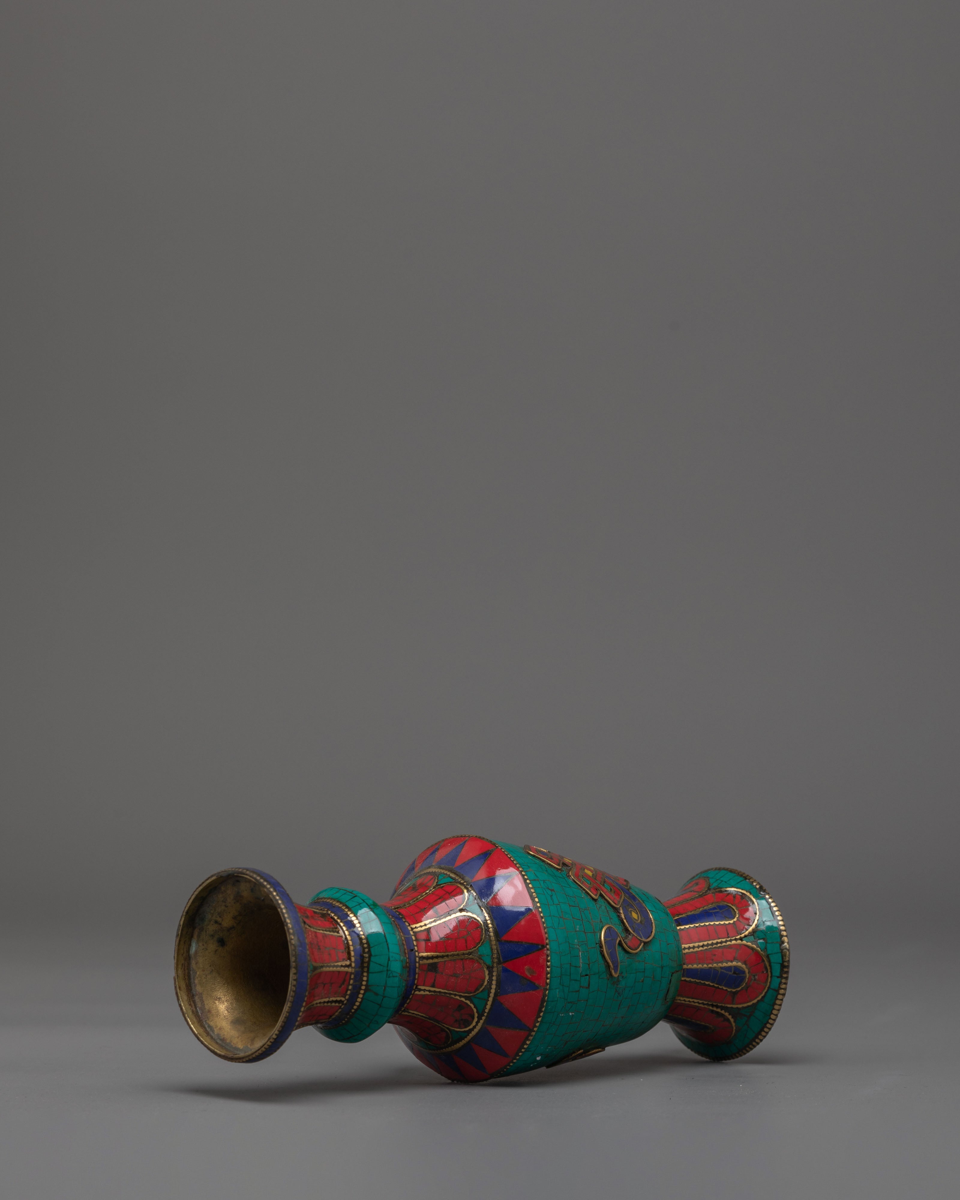 Sacred Buddhist Flower Vase Set | Symbol of Purity and Devotion