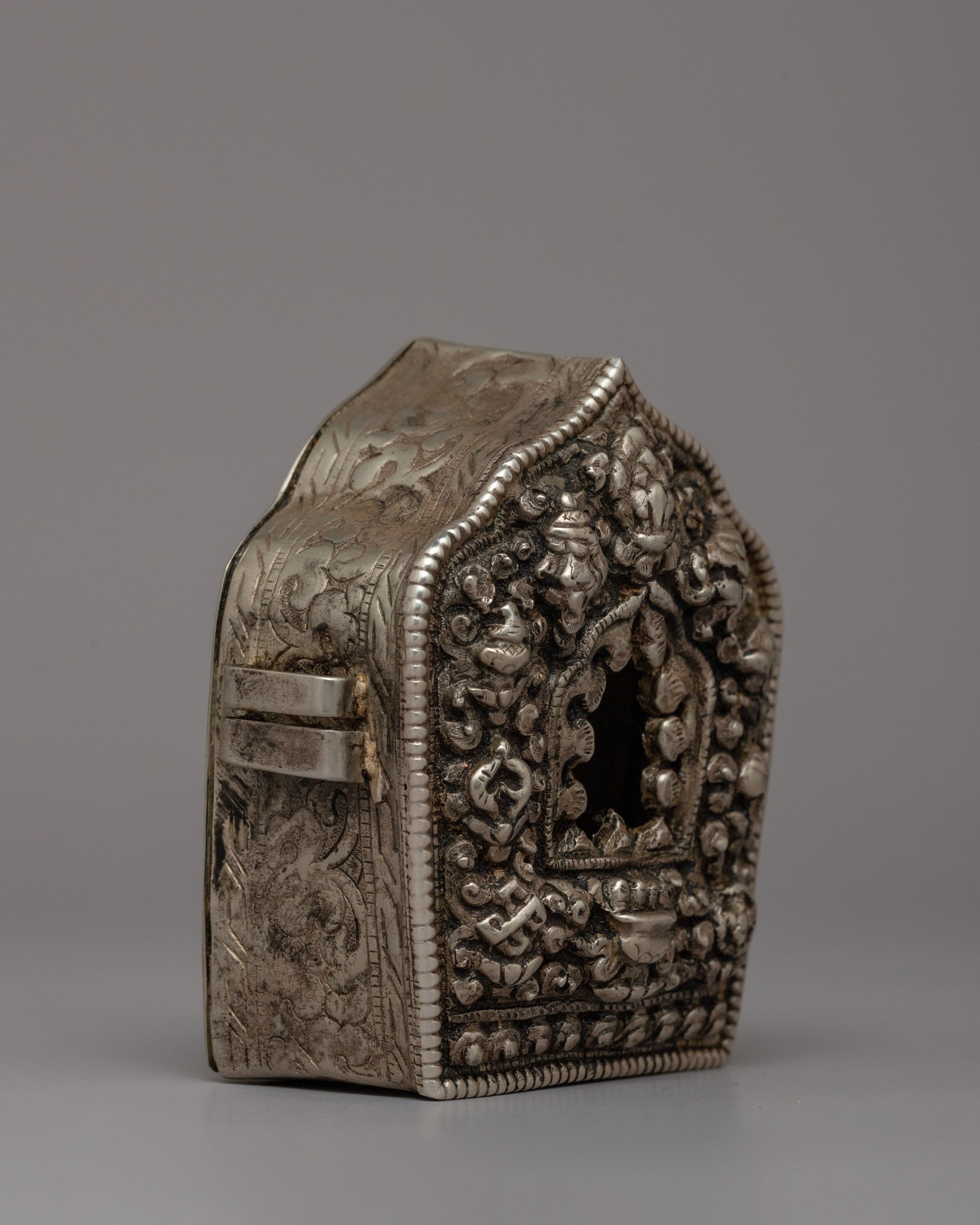 Buddhist Tibetan Prayer Box | Authentic Ghau for Rituals, Meditation, and Protection