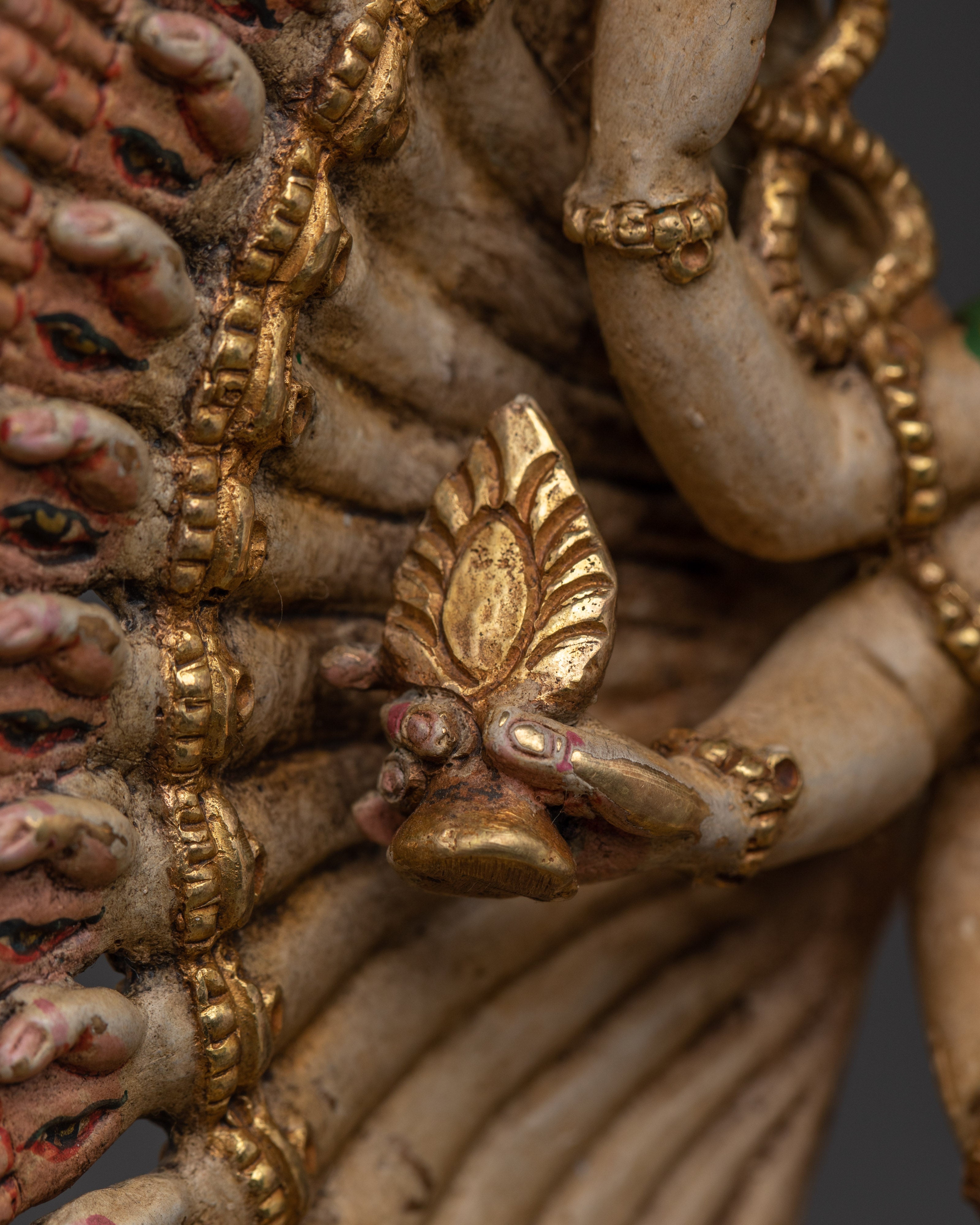 Buddhist Deity 1000 Armed Chenresig | Bodhisattva of Compassion