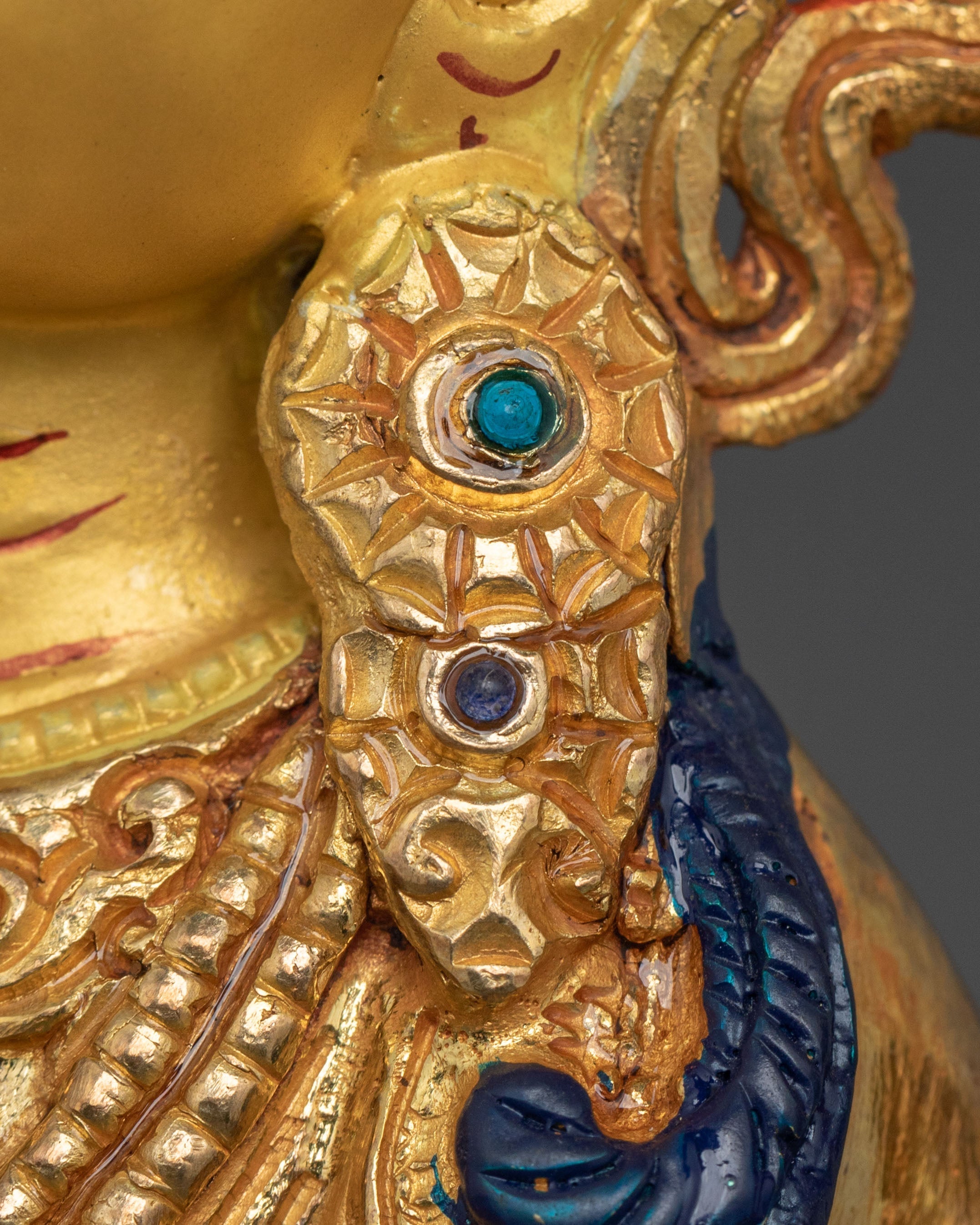 Chenrezig Statue for Divine Compassion | Tibetan Spiritual Art