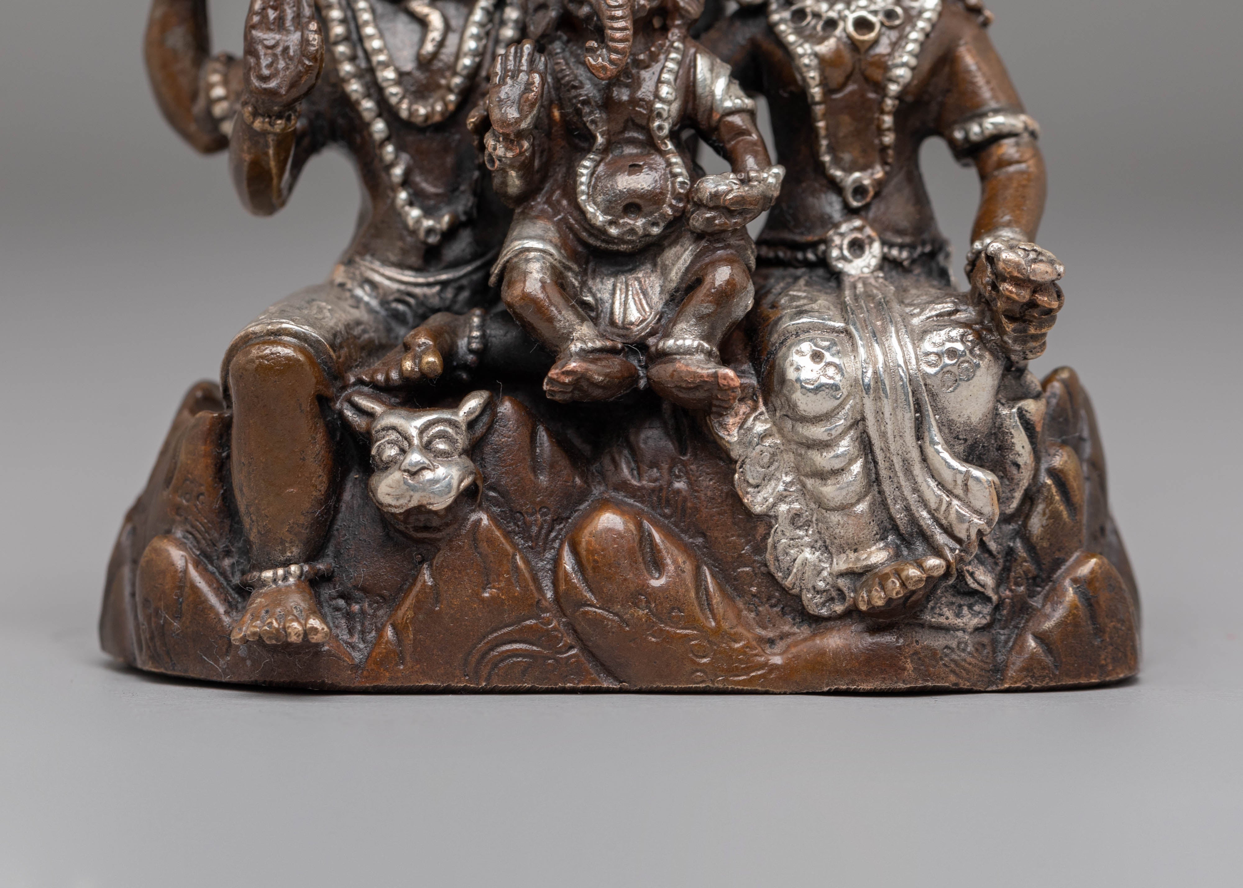 Handmade Hindu Shiva Family Statue | Sacred Symbol of Family Unity and Devotion