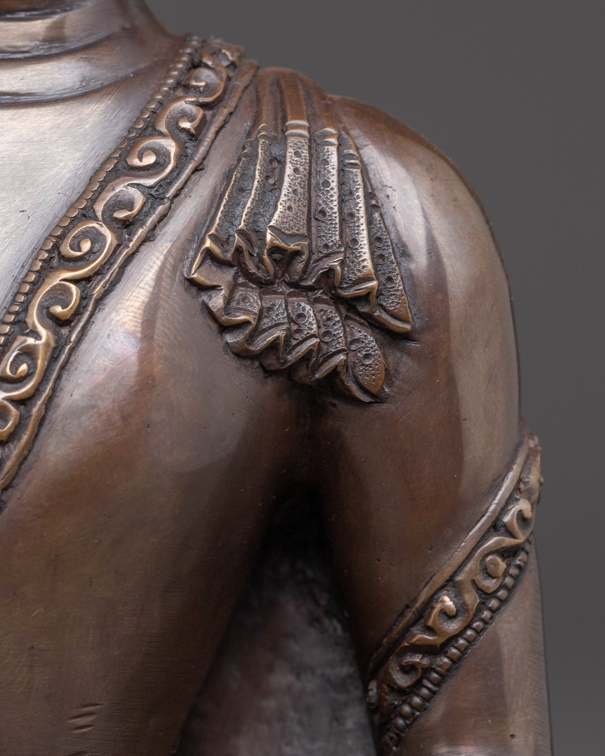 Handcrafted Shakyamuni Buddha Statue: The Enlightened One | Historical Buddha