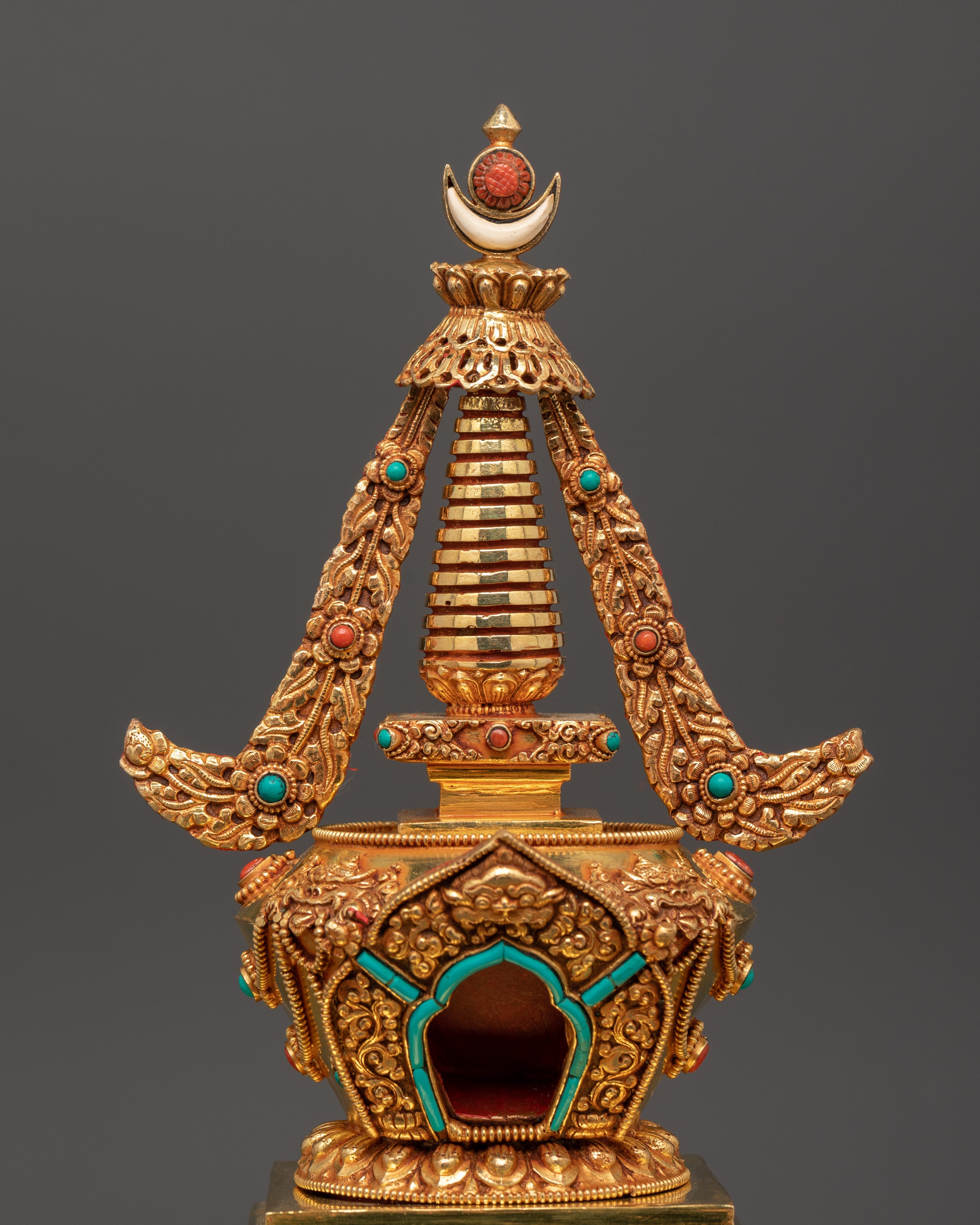 Buddhist Shrine Statue in Copper | Symbol of Enlightenment and Protection