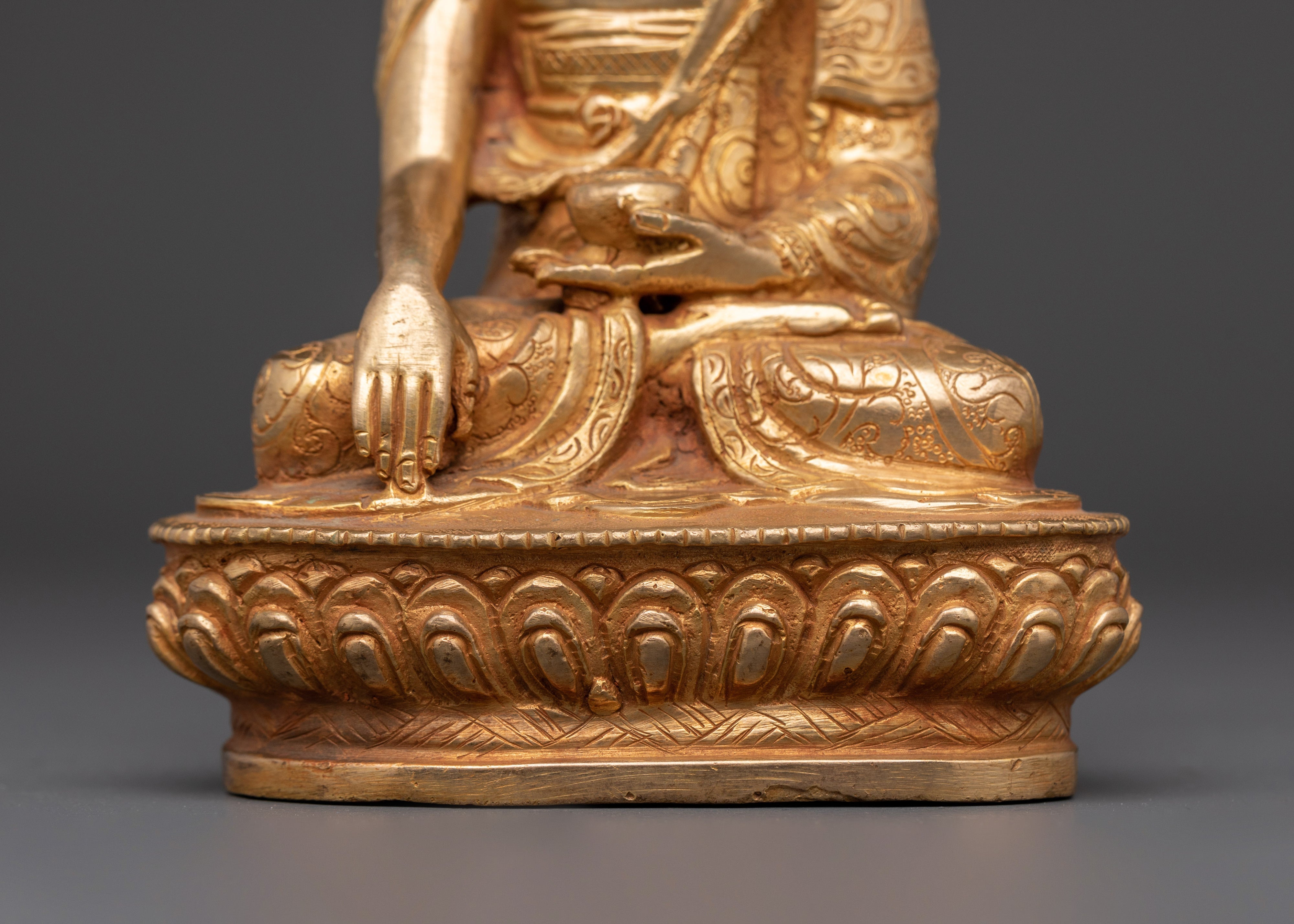 Handmade Shakyamuni Buddha Statue | Gold Plated Copper Buddha Figurine