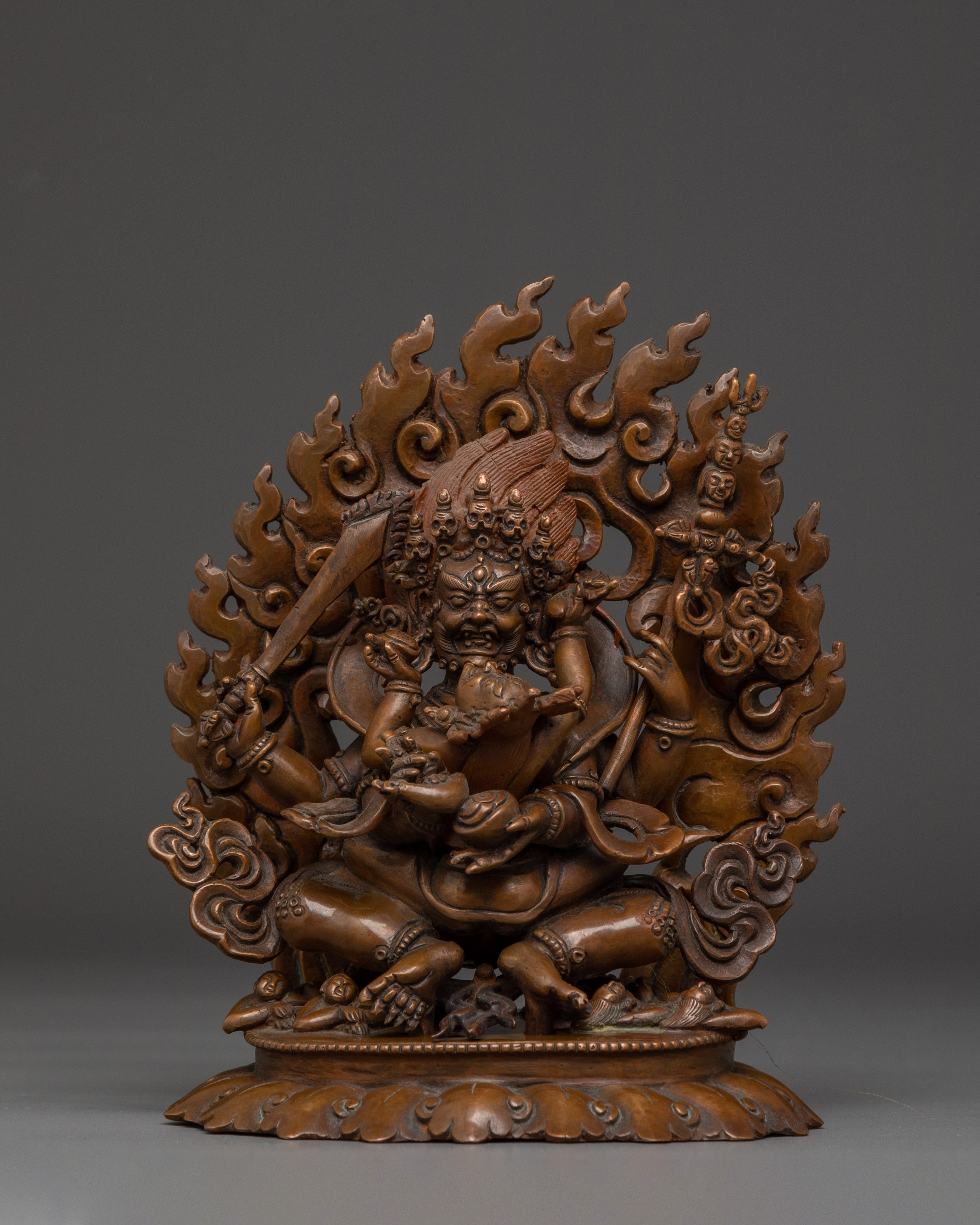 himalayan-deity-four-armed-mahakala