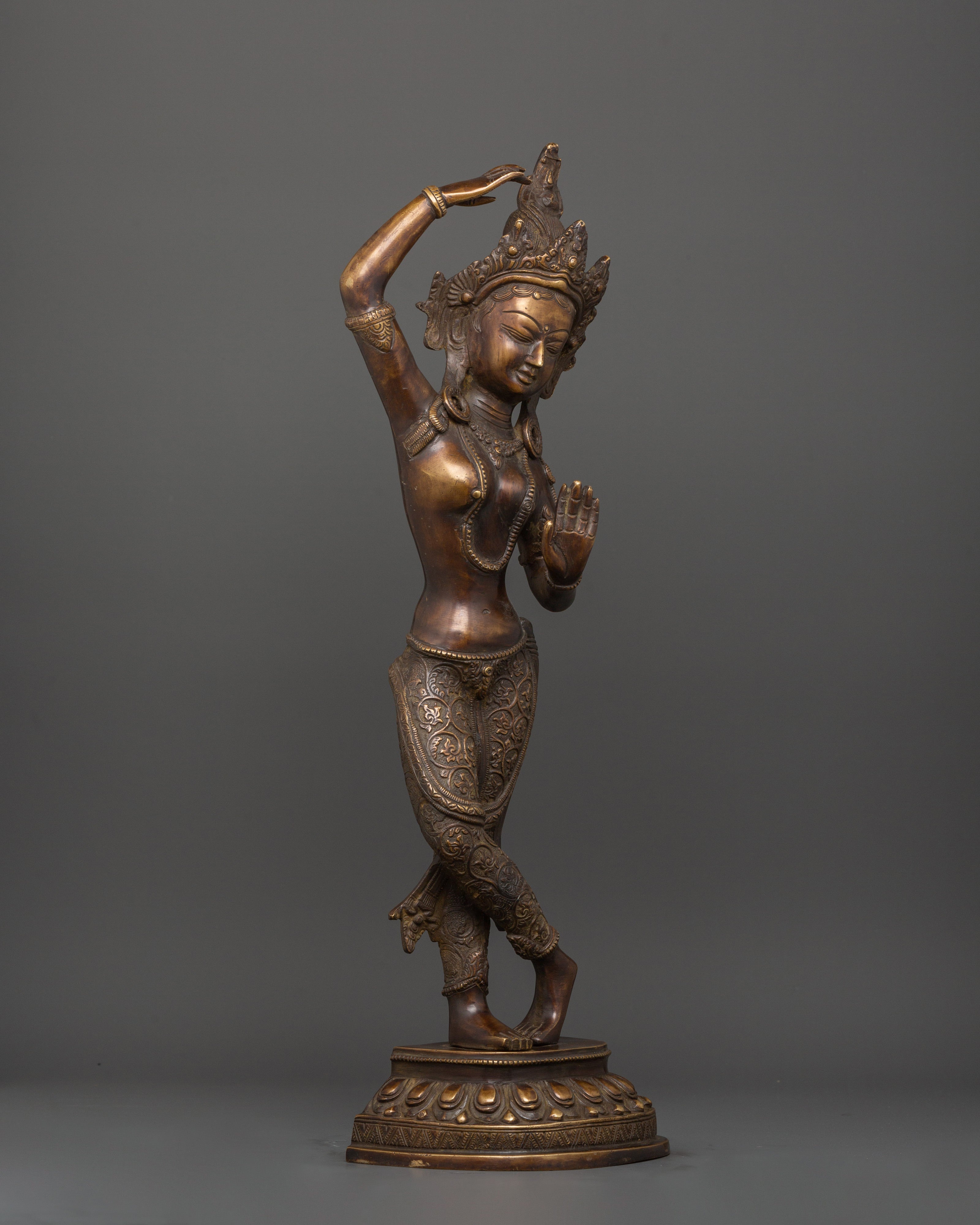 Standing Maya Devi Sculpture | Buddhist Art for Serenity and Devotion