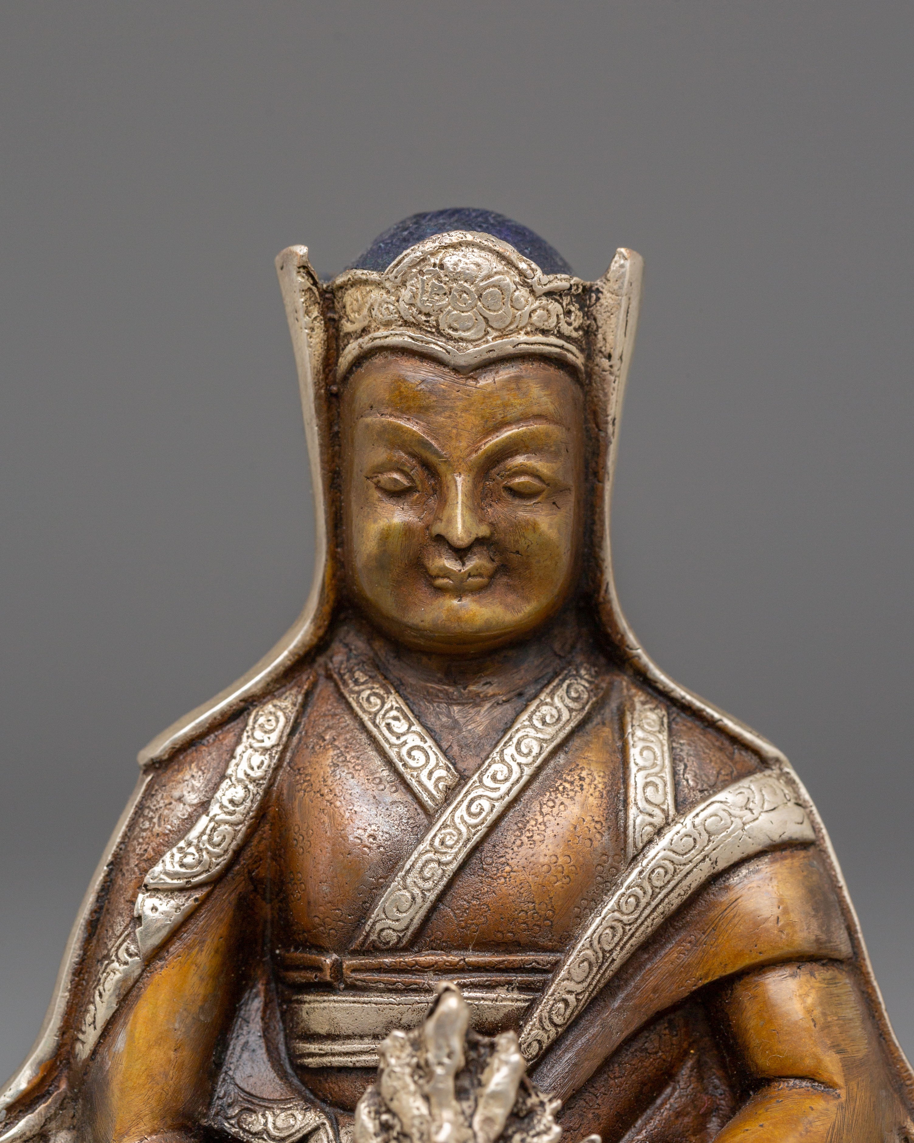 Statue of Gompopa | Revered Kagyu Master