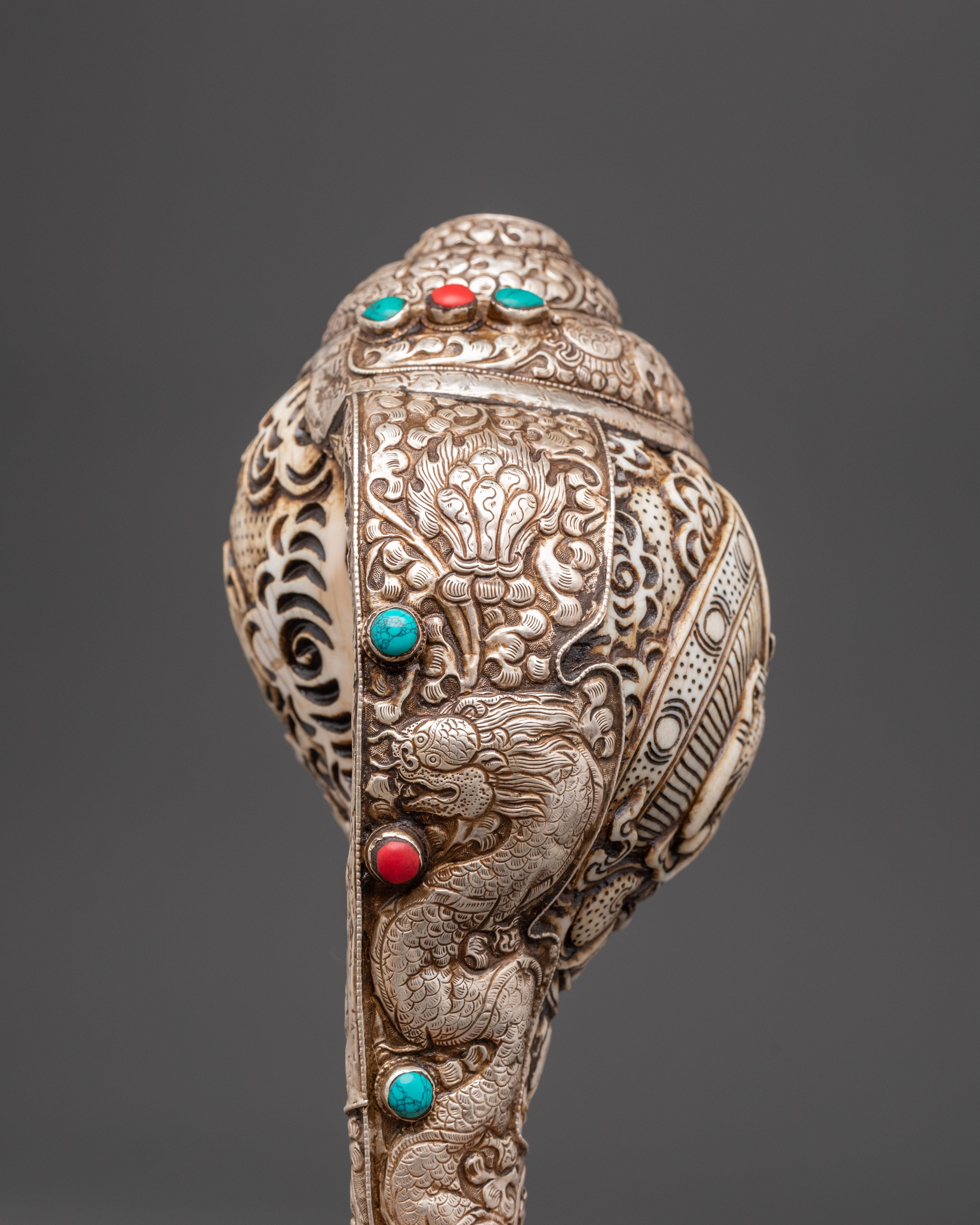Tibetan Ritual Conch, Sankha for Buddhist Altar | Chenrezig Carved Conch