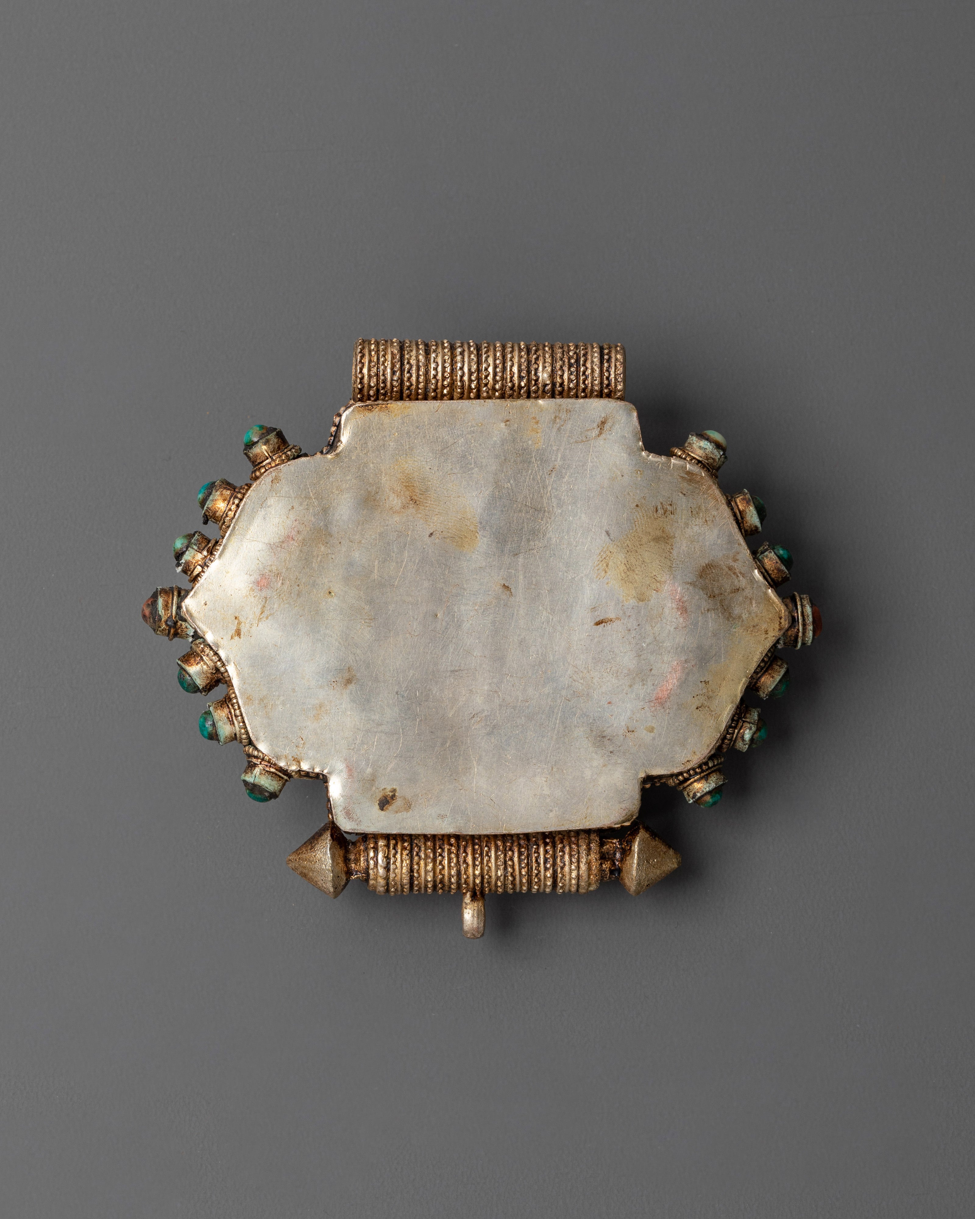 Himalayan Buddhist Prayer Locket | Tibetan Ghau Box Amulet