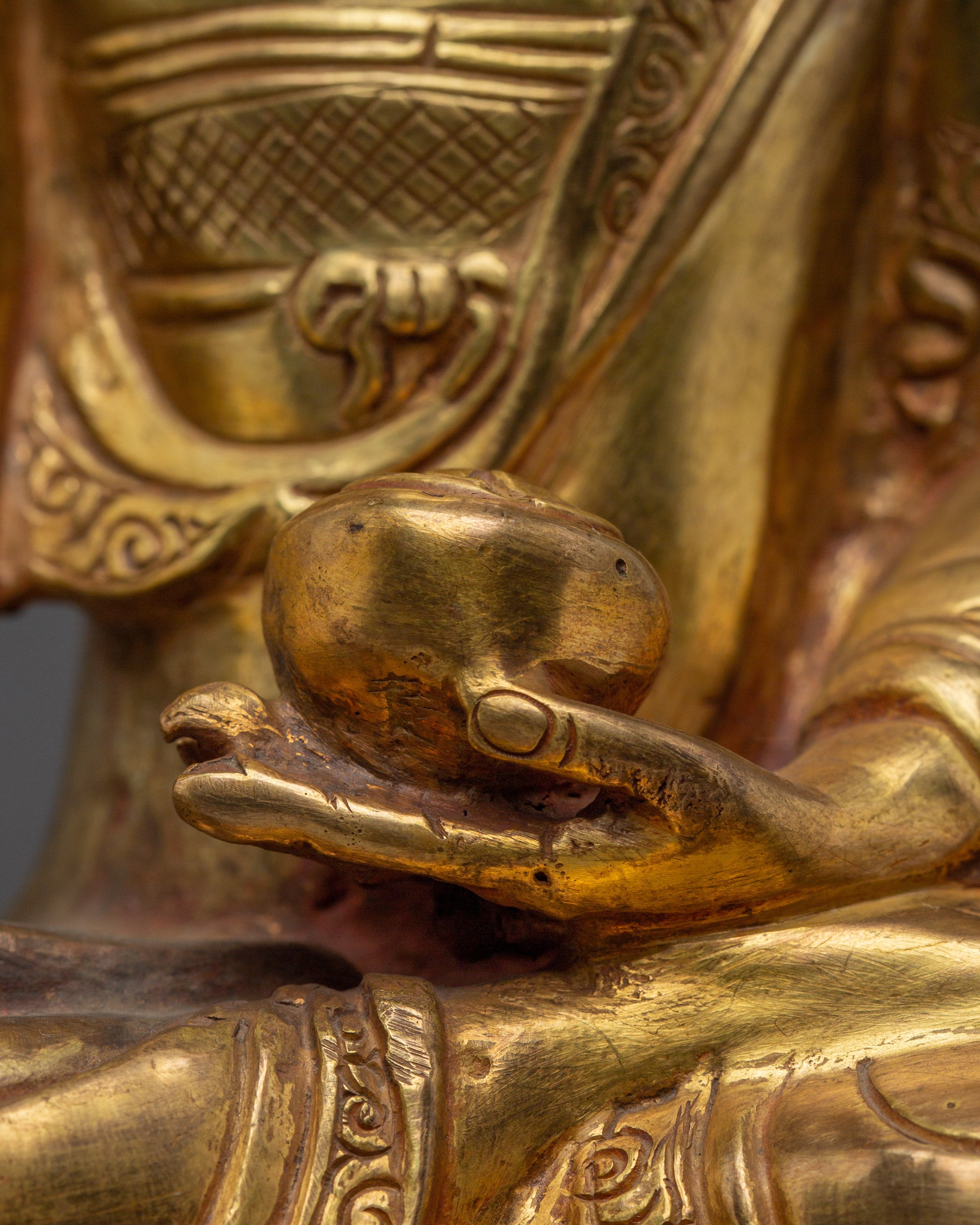 Traditional Shakyamuni Buddha | A Symbol of Enlightenment and Peace