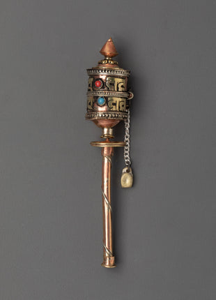 prayer-wheel-tibetan-buddhist-mantra-spinner