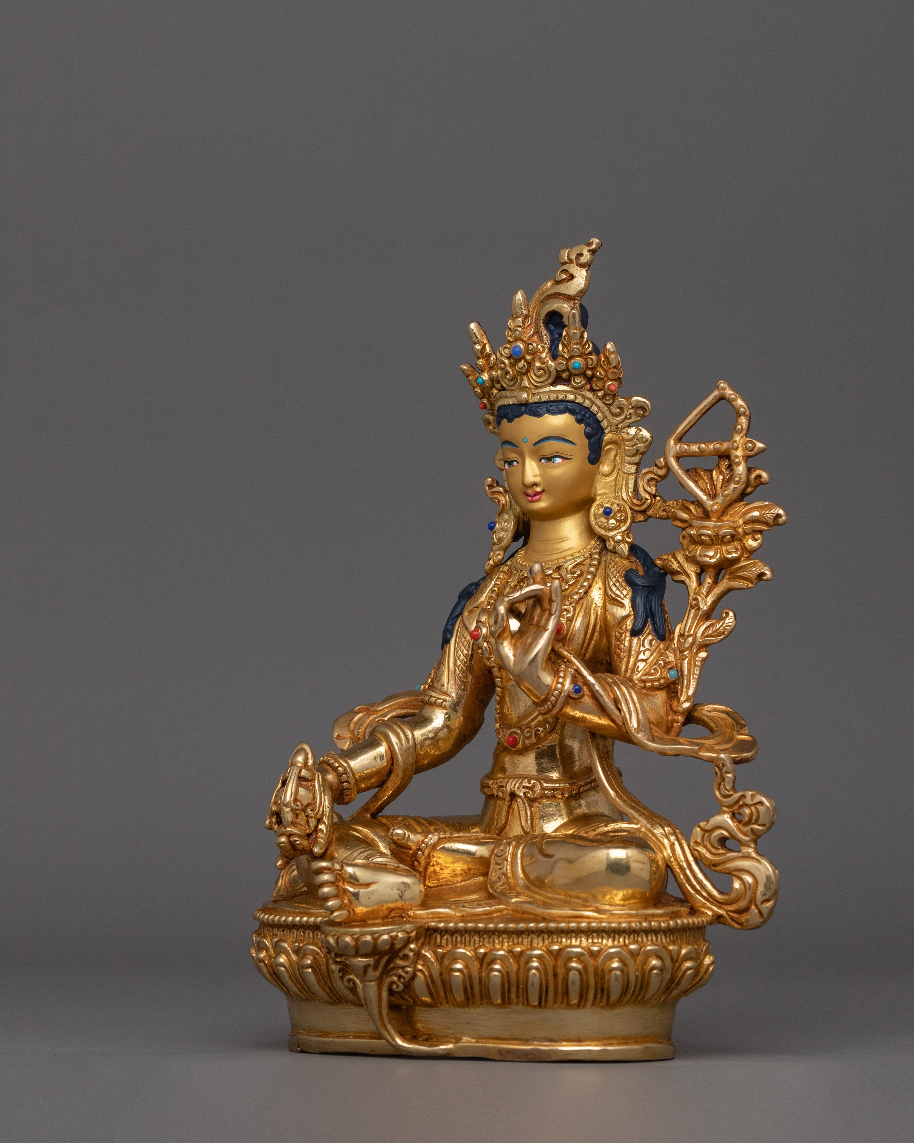 Traditional Himalayan Art of Red Tara | Kurukulla Tara Sculpture