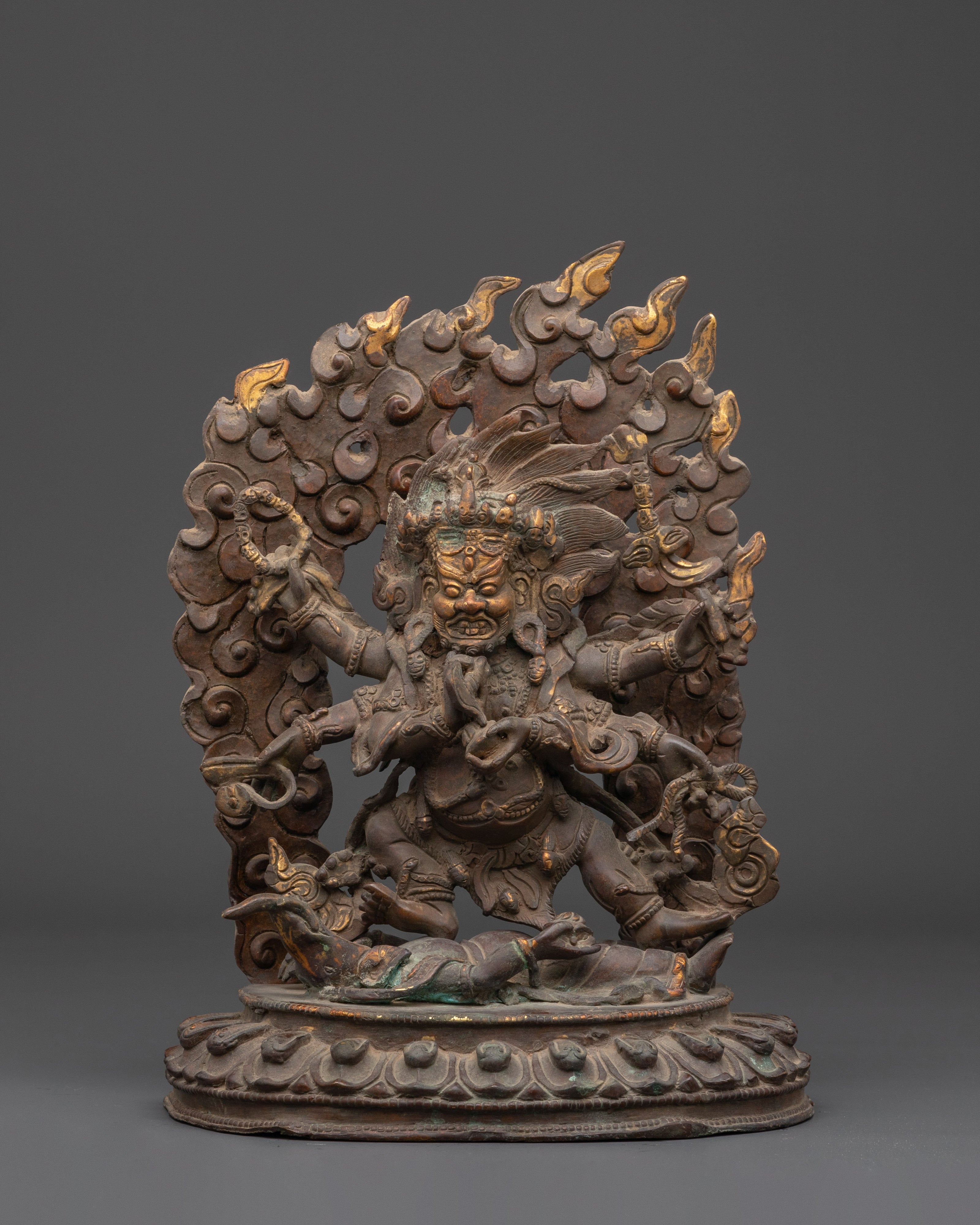 handmade-six-armed-mahakala-statue