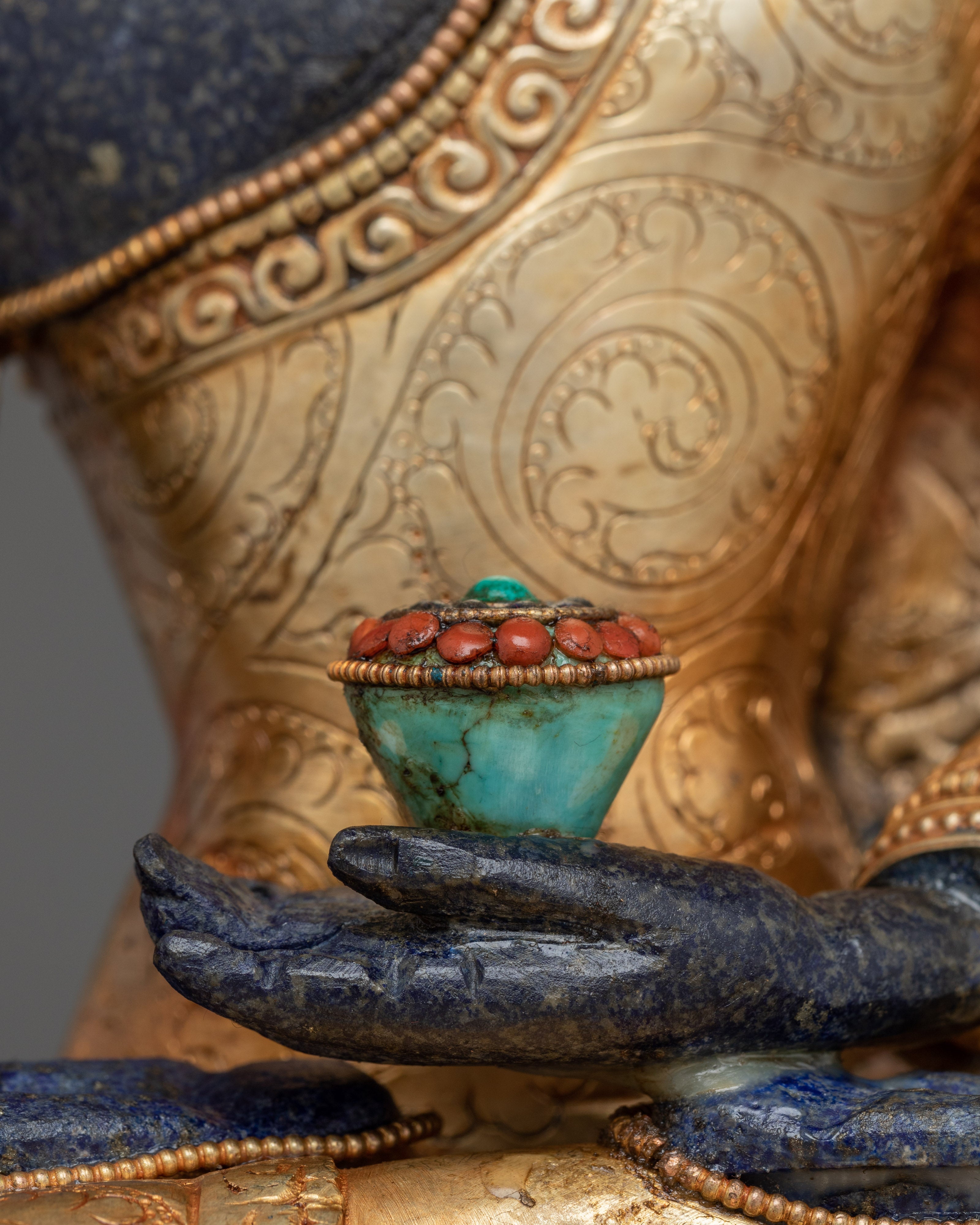 Sacred Enlightened Shakyamuni Buddha Statue | Traditional Tibetan Buddhist Art