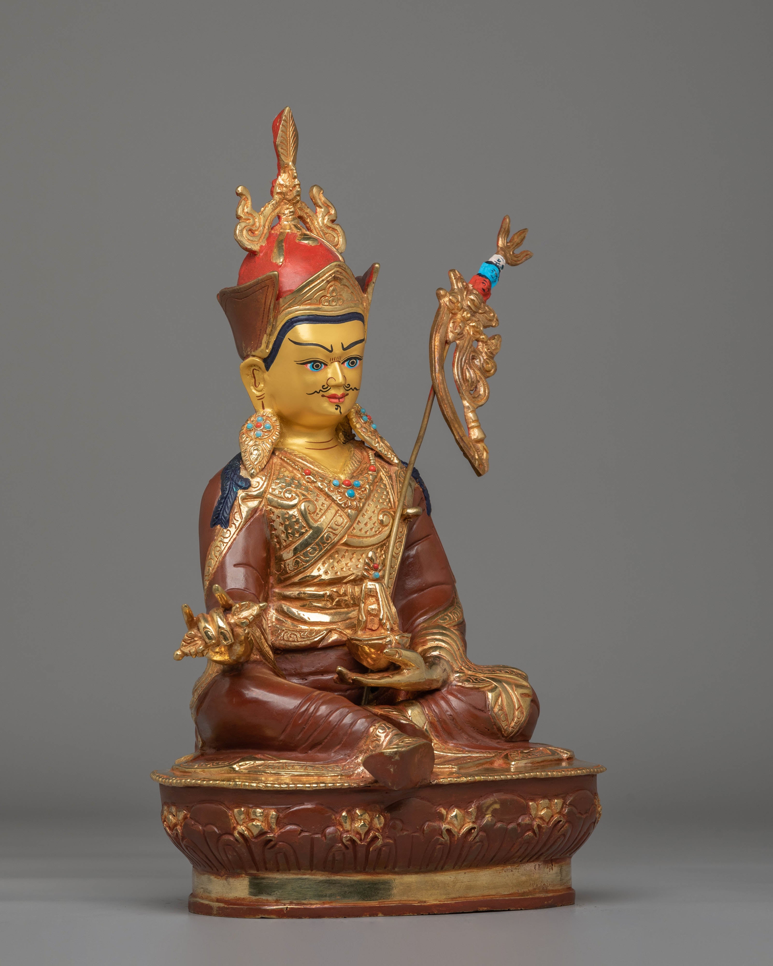 Statue of Tantric Master Guru Rinpoche | Great Guru of Tibet
