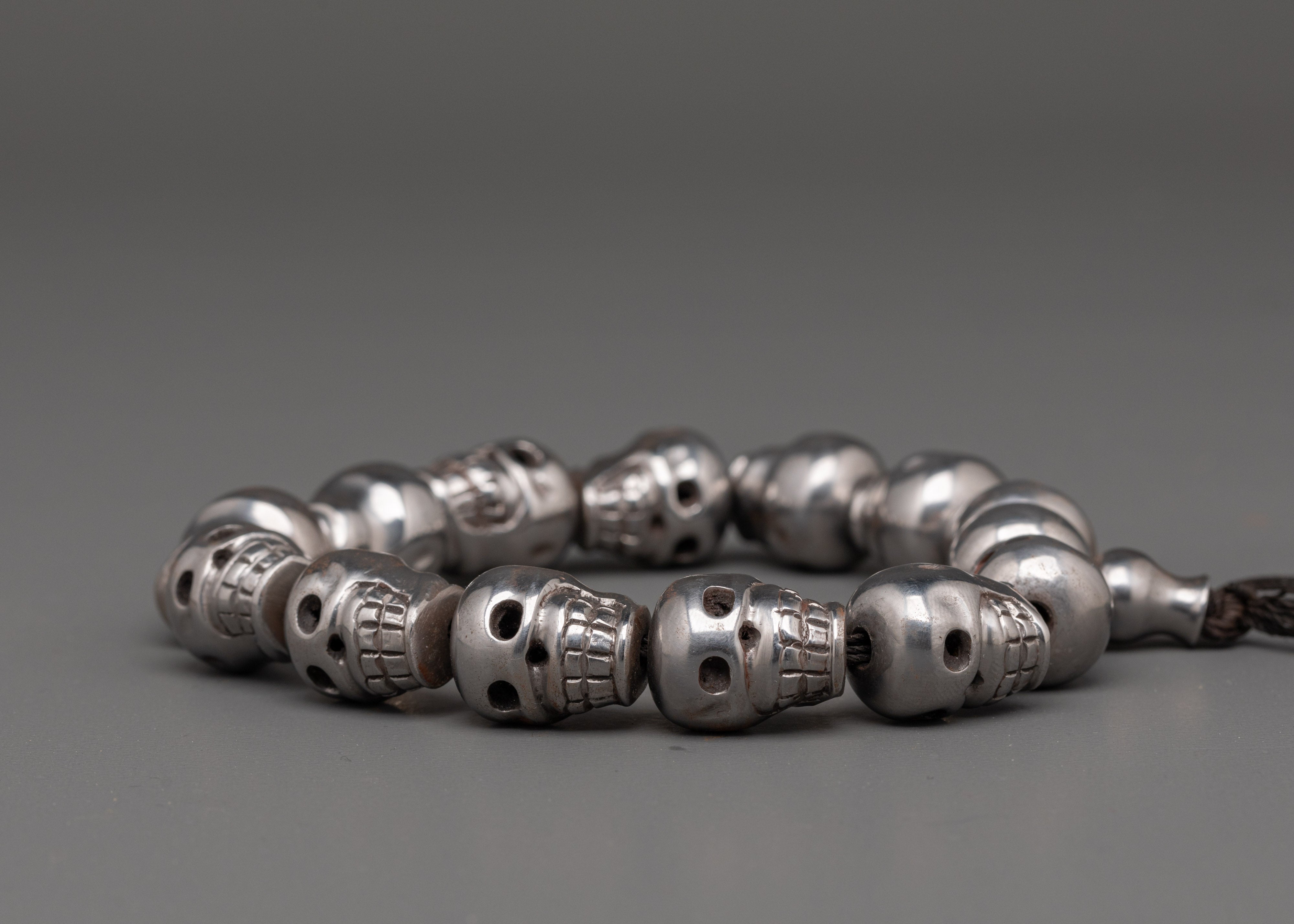 Skull Bead Bracelet | Unique Iron Skull Bracelet for Men & Women