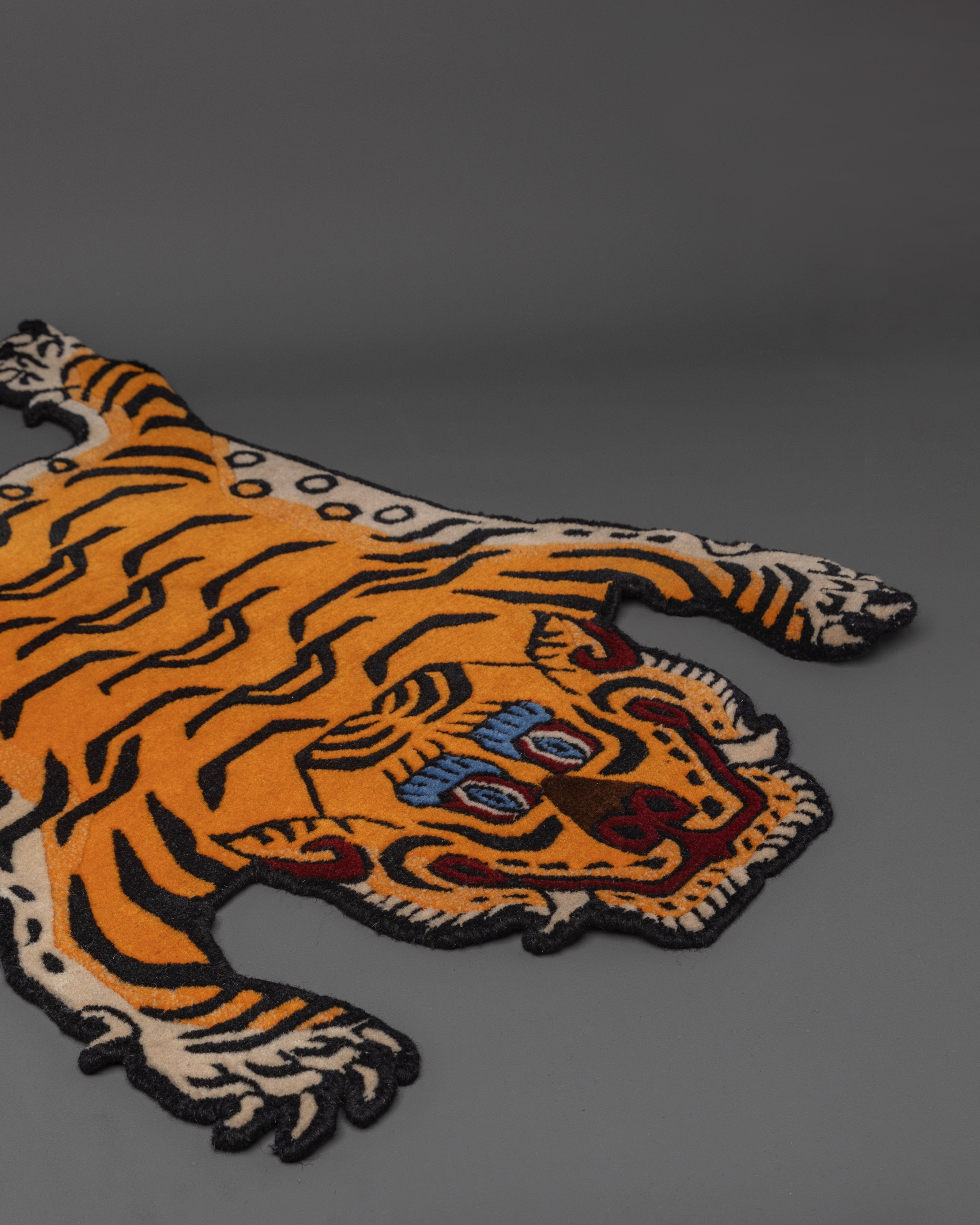 Hand Knotted Tiger Designed Rug | Tibetan Wool Craft