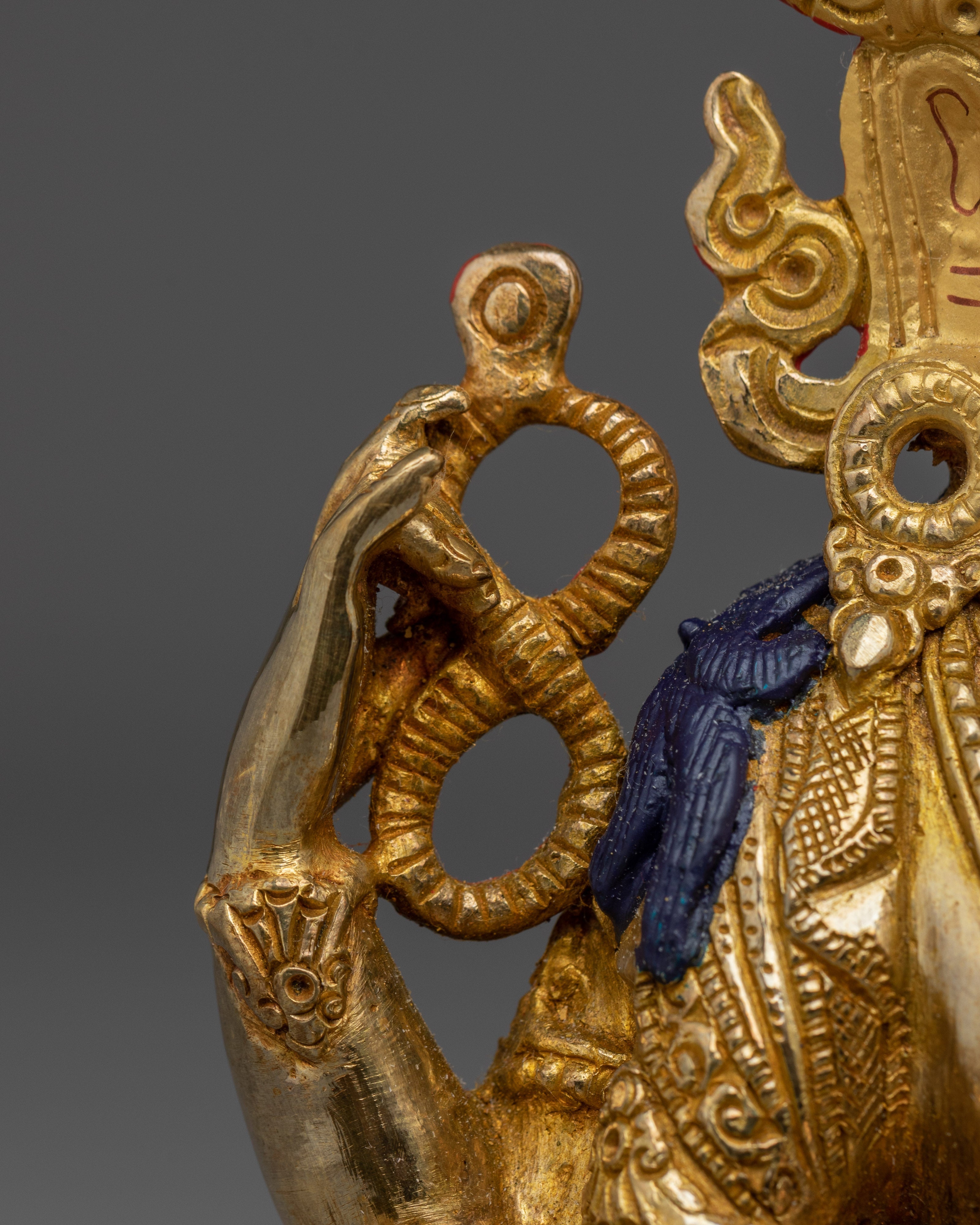 Four-Armed Chenresig Compassion Sculpture | Traditional Artwork