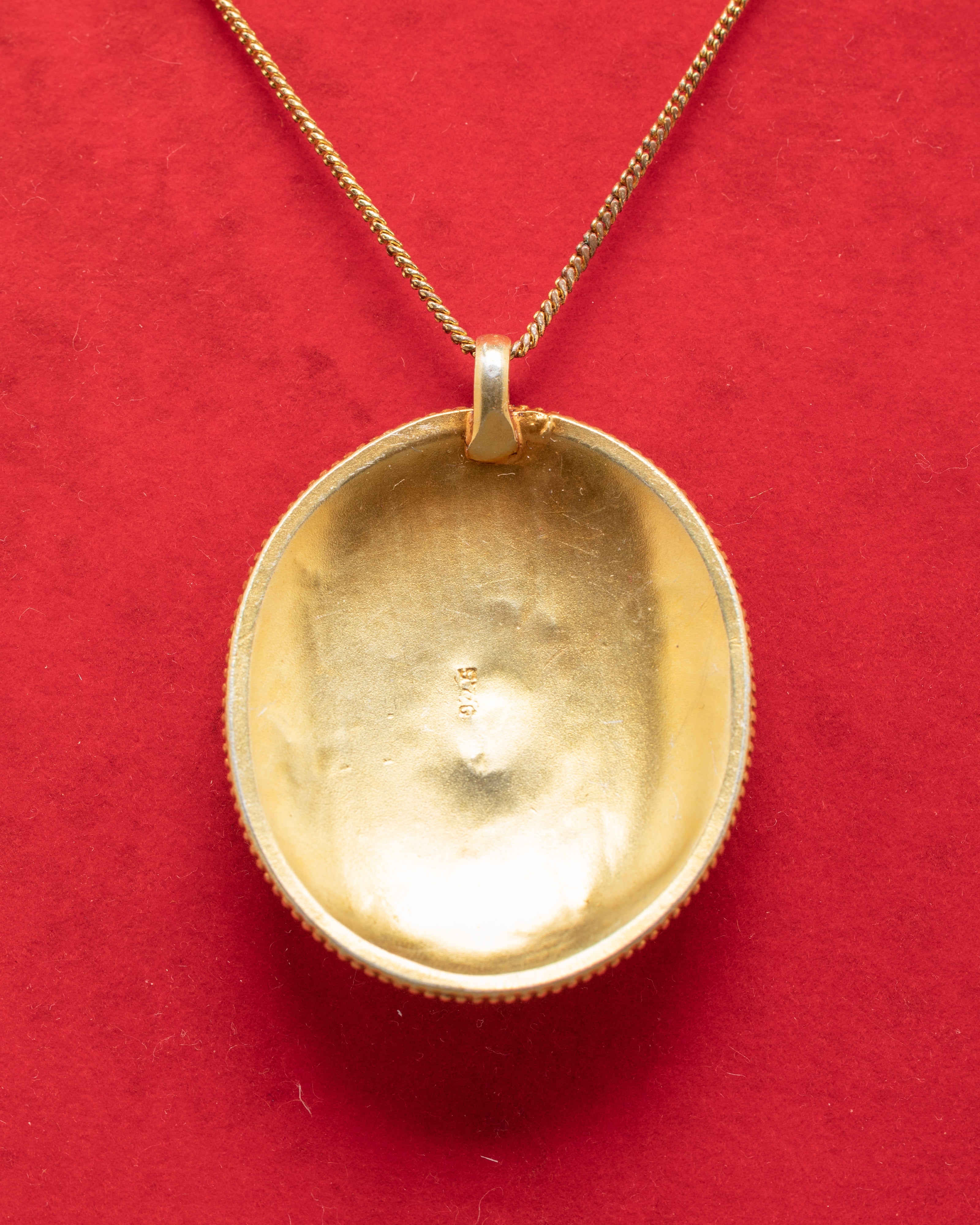 Panna Stone Pendant | Coral Ruby Necklace