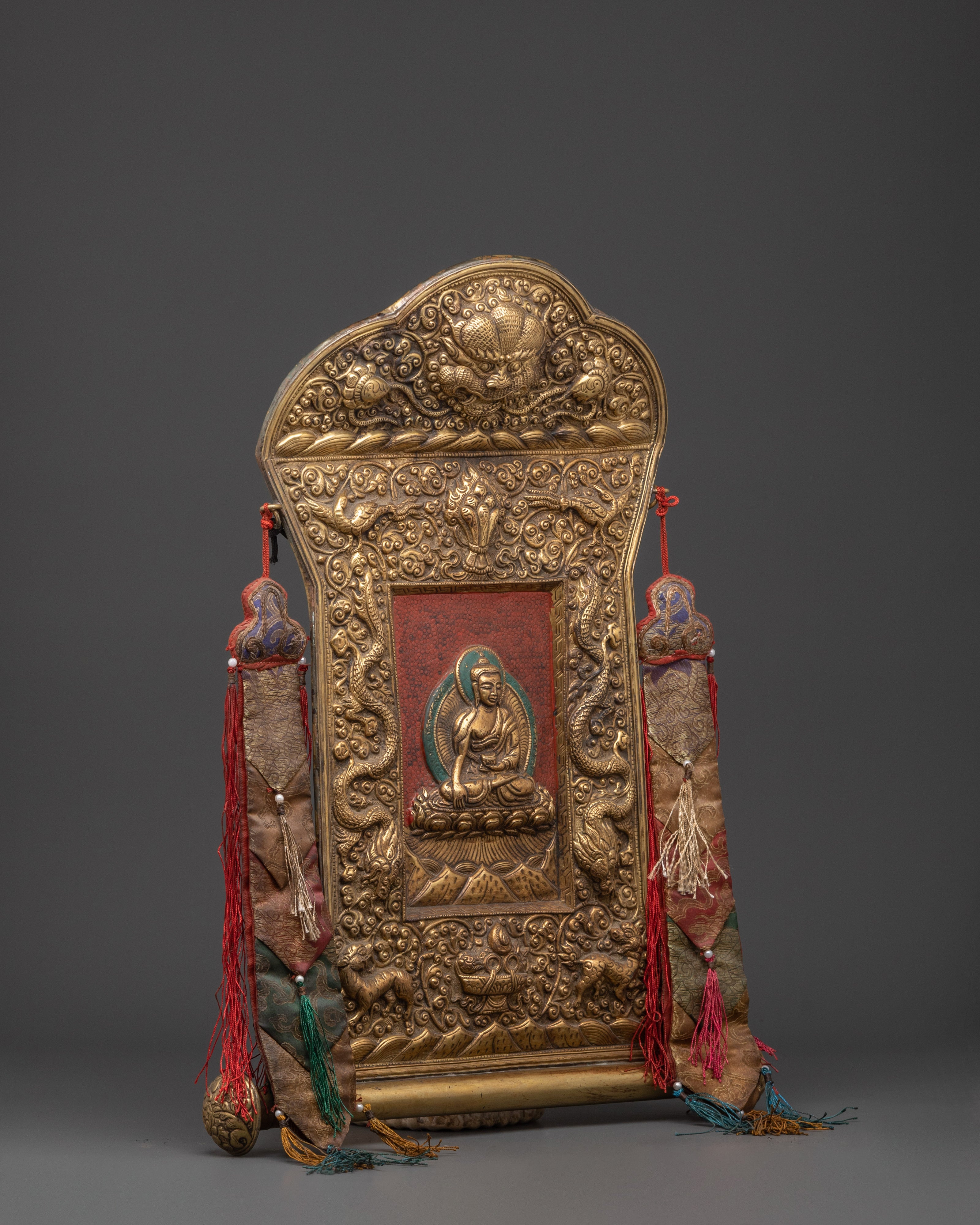 Traditional Brass Shakyamuni Buddha Artwork | Symbol of Enlightenment