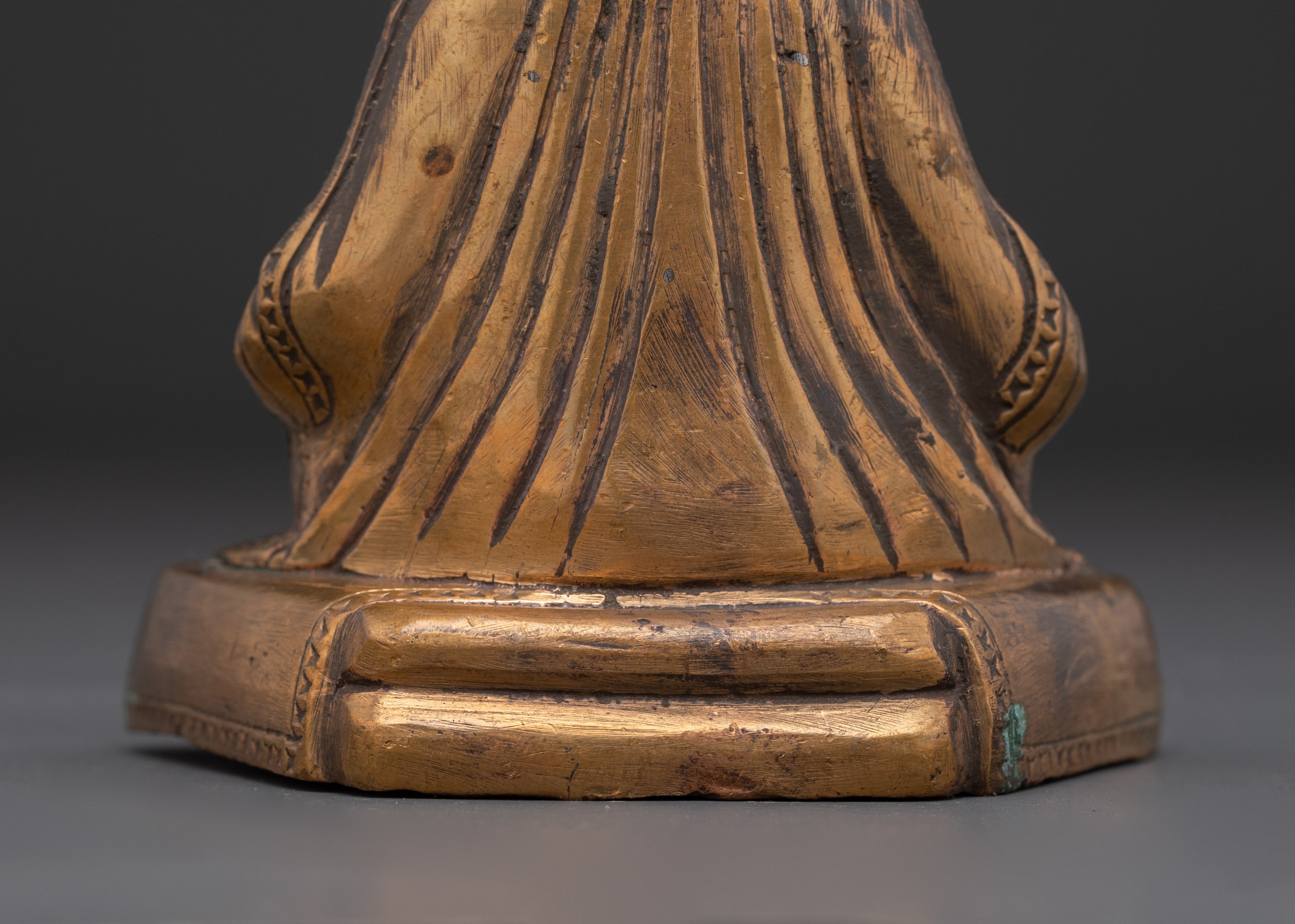 Spiritual Master Gompopa Statue | Tibetan Buddhist Art