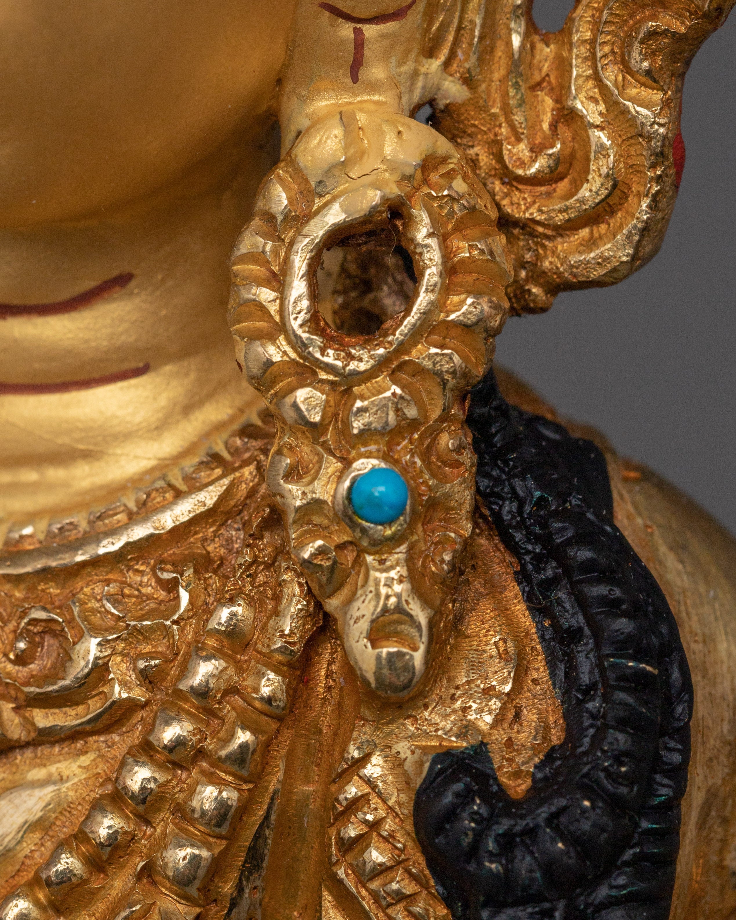Compassion Lord Chenrezig Statue | Avalokiteshvara Serene Figurine