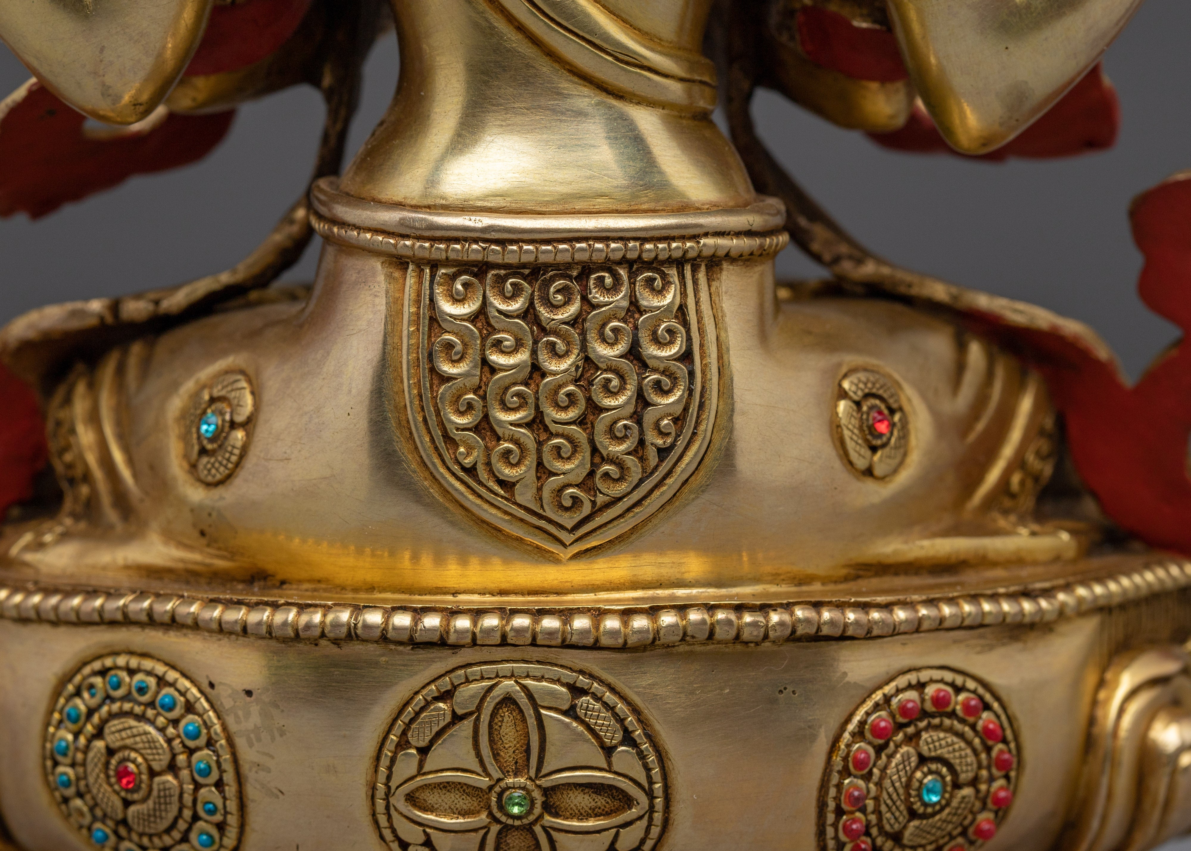 Peaceful Avalokiteshvara Statue | Bodhisattva of Infinite Compassion