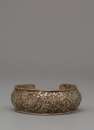 White Metal Tibetan Bracelet