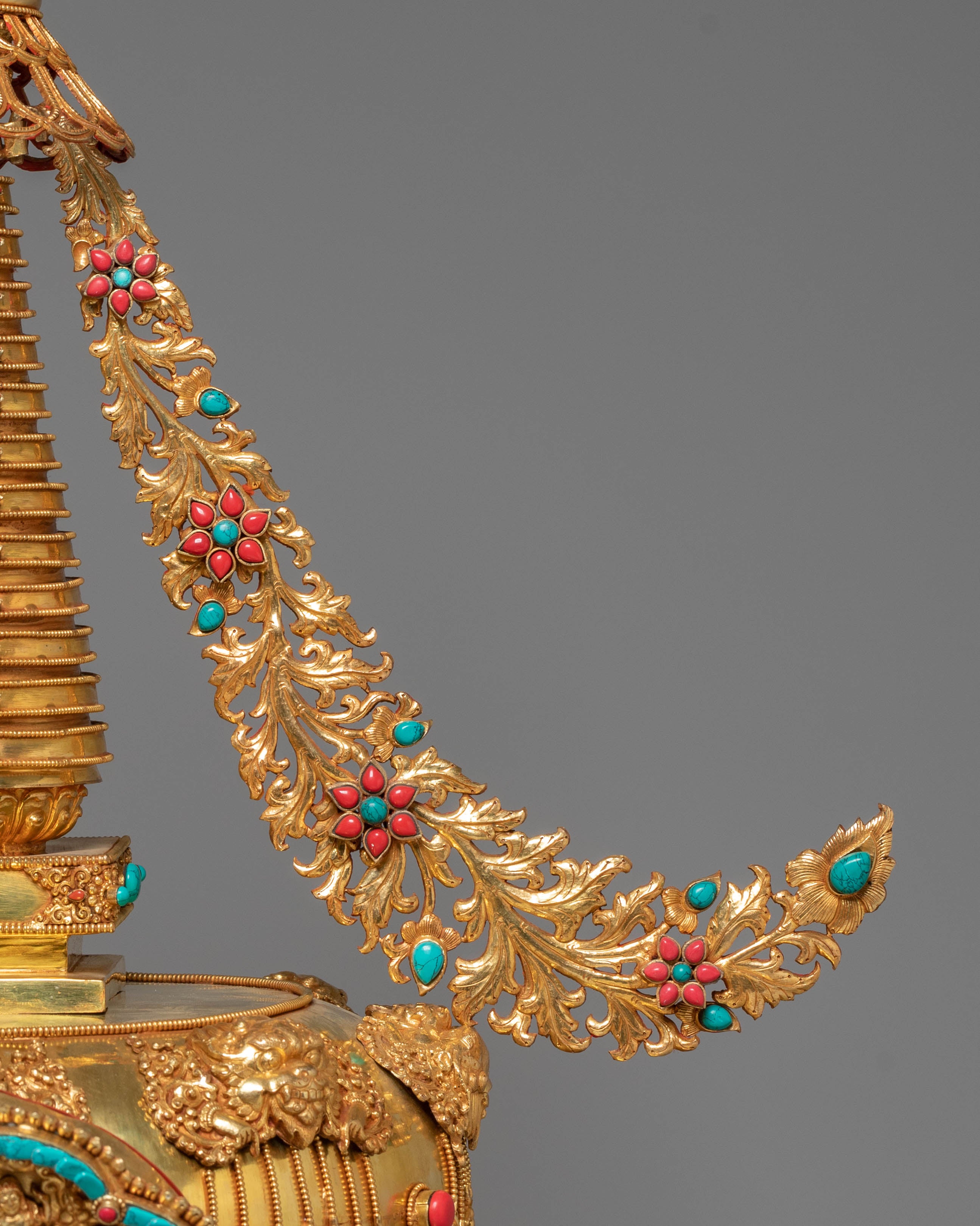 Gold Plated Tibetan Sacred Stupa | Exquisite Buddhist Stupa Sculpture