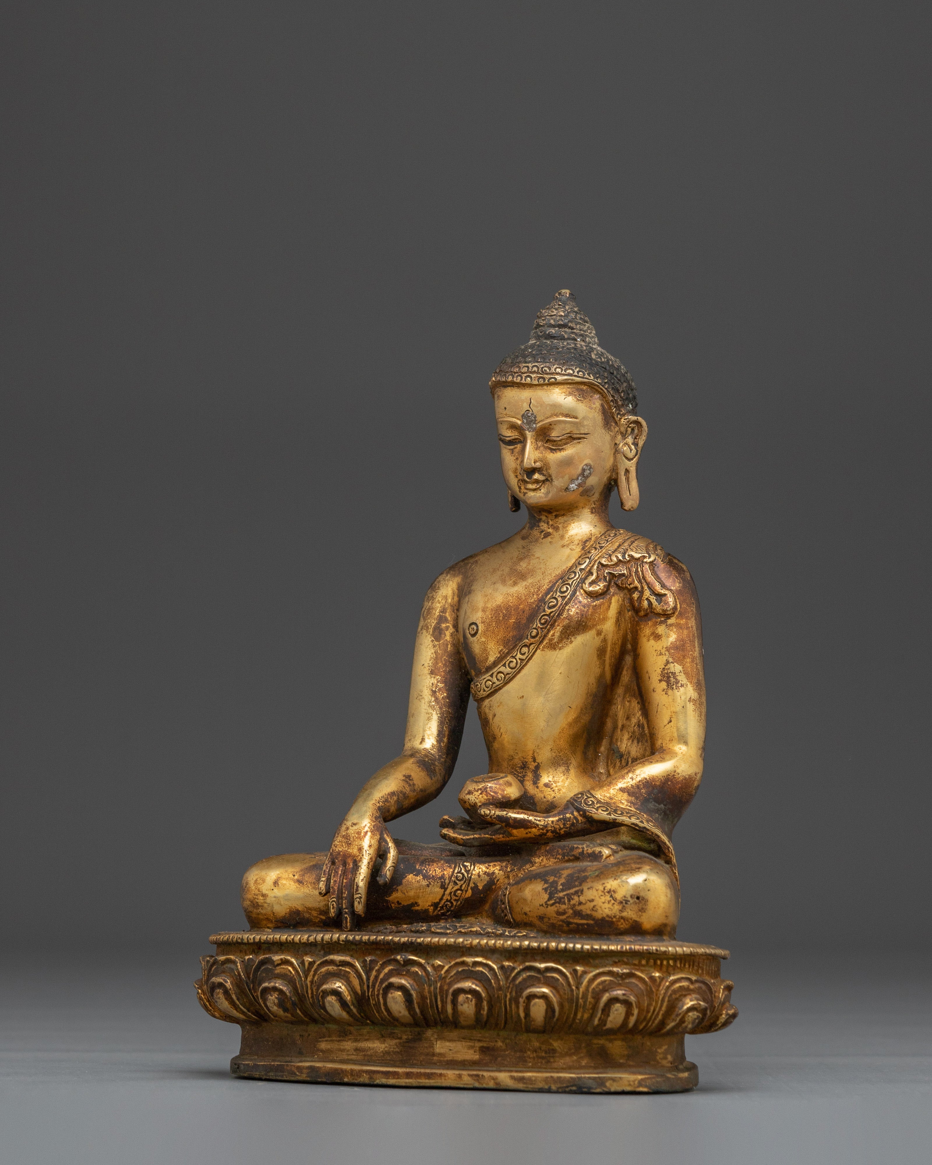 Copper And Gold Plated Shakyamuni Buddha Statue | Symbol of Calm and Divine Knowledge