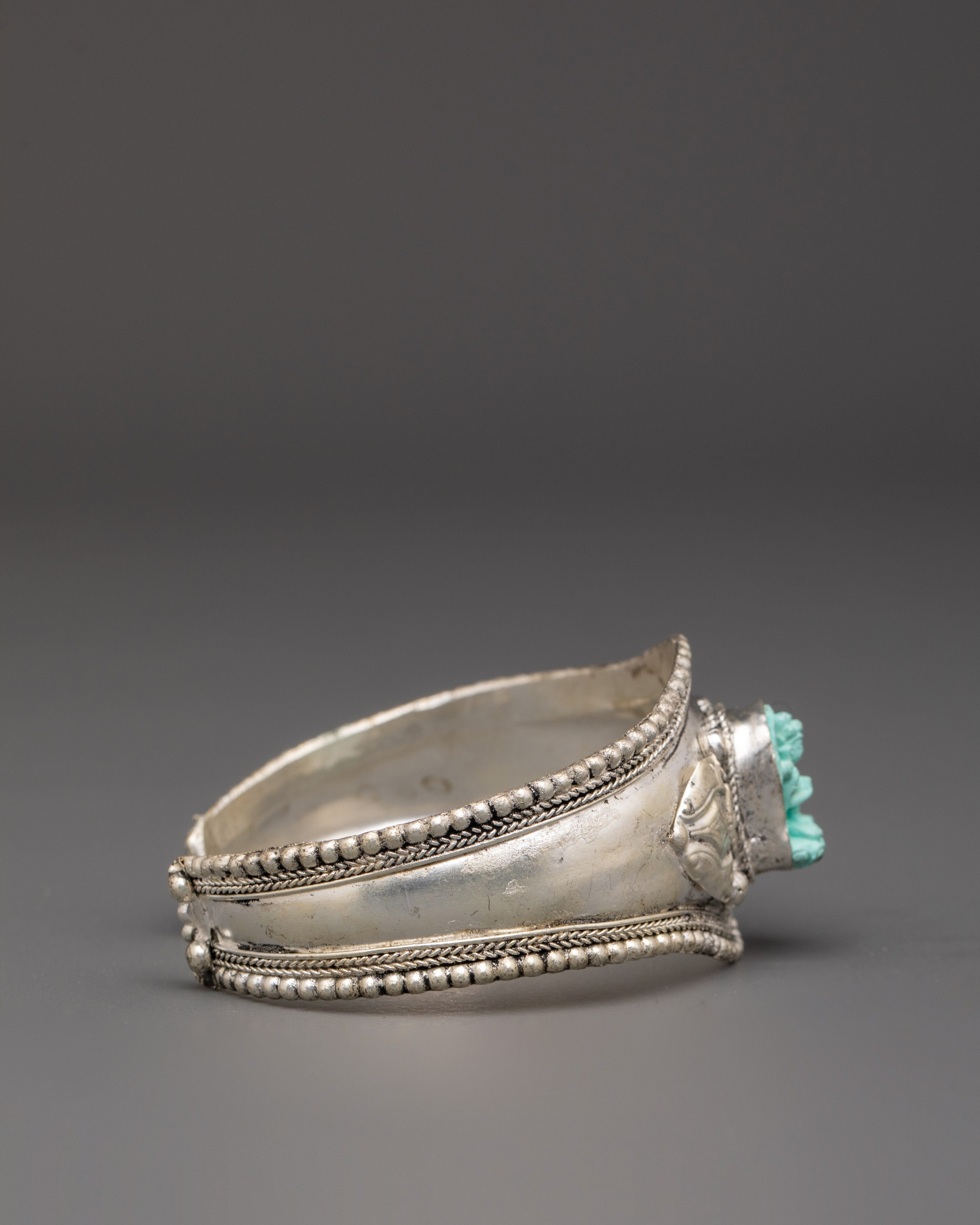 Tibetan Buddha Bracelet |  Spiritual Healing Bangle