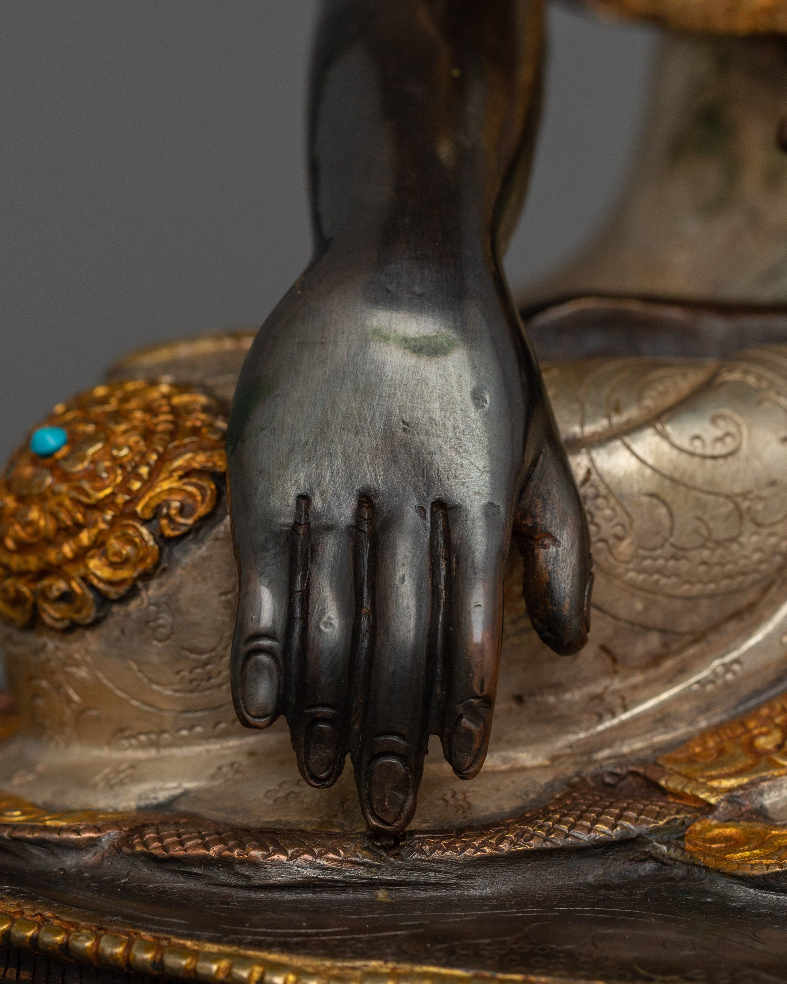 Sacred Figurine of Shakyamuni Buddha | Founder of the Path to Liberation