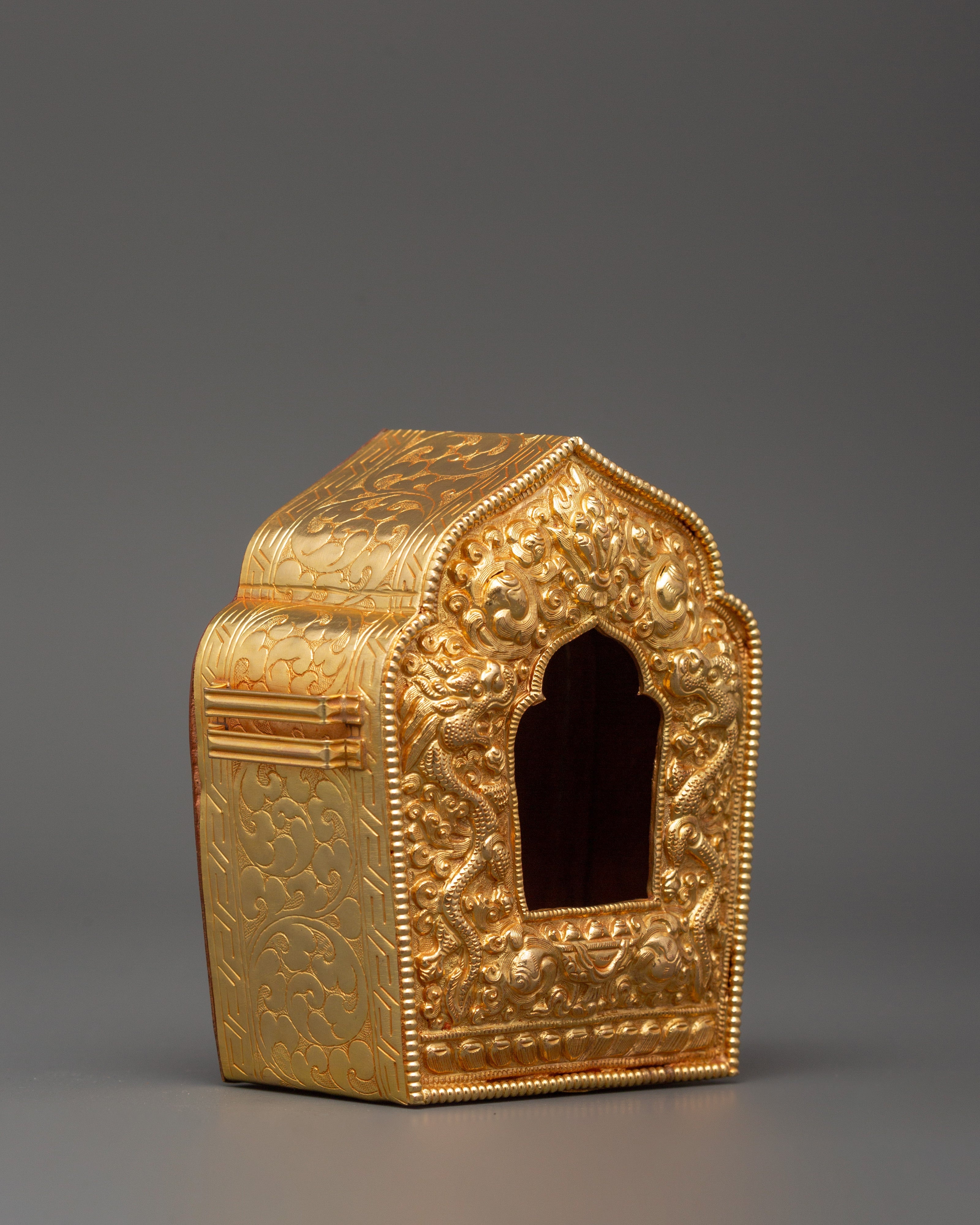 Sacred Himalayan Ghau Box | A Divine Tibetan Amulet