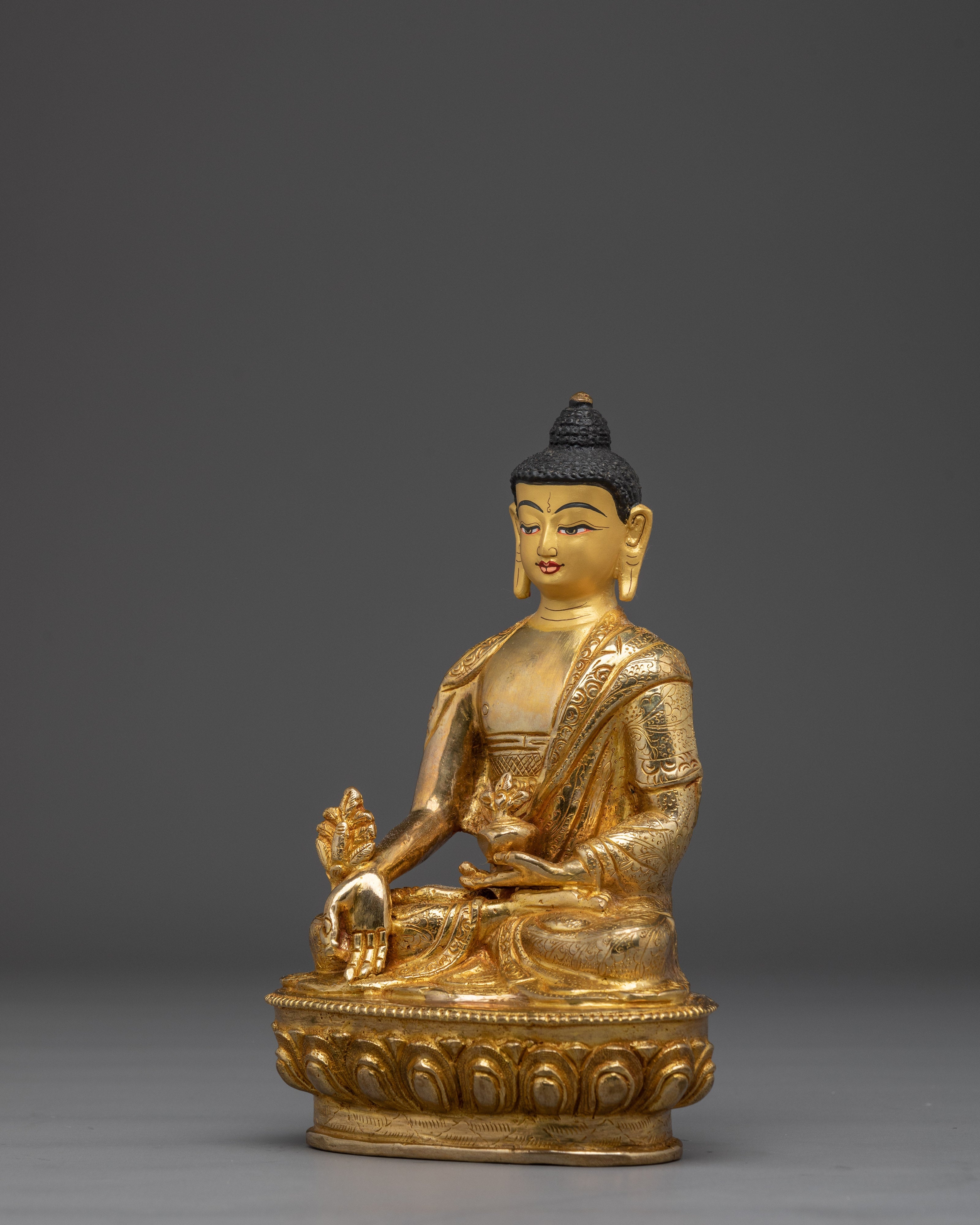 Statue of Supreme Healer Medicine Buddha | Bhaisajyaguru Artwork