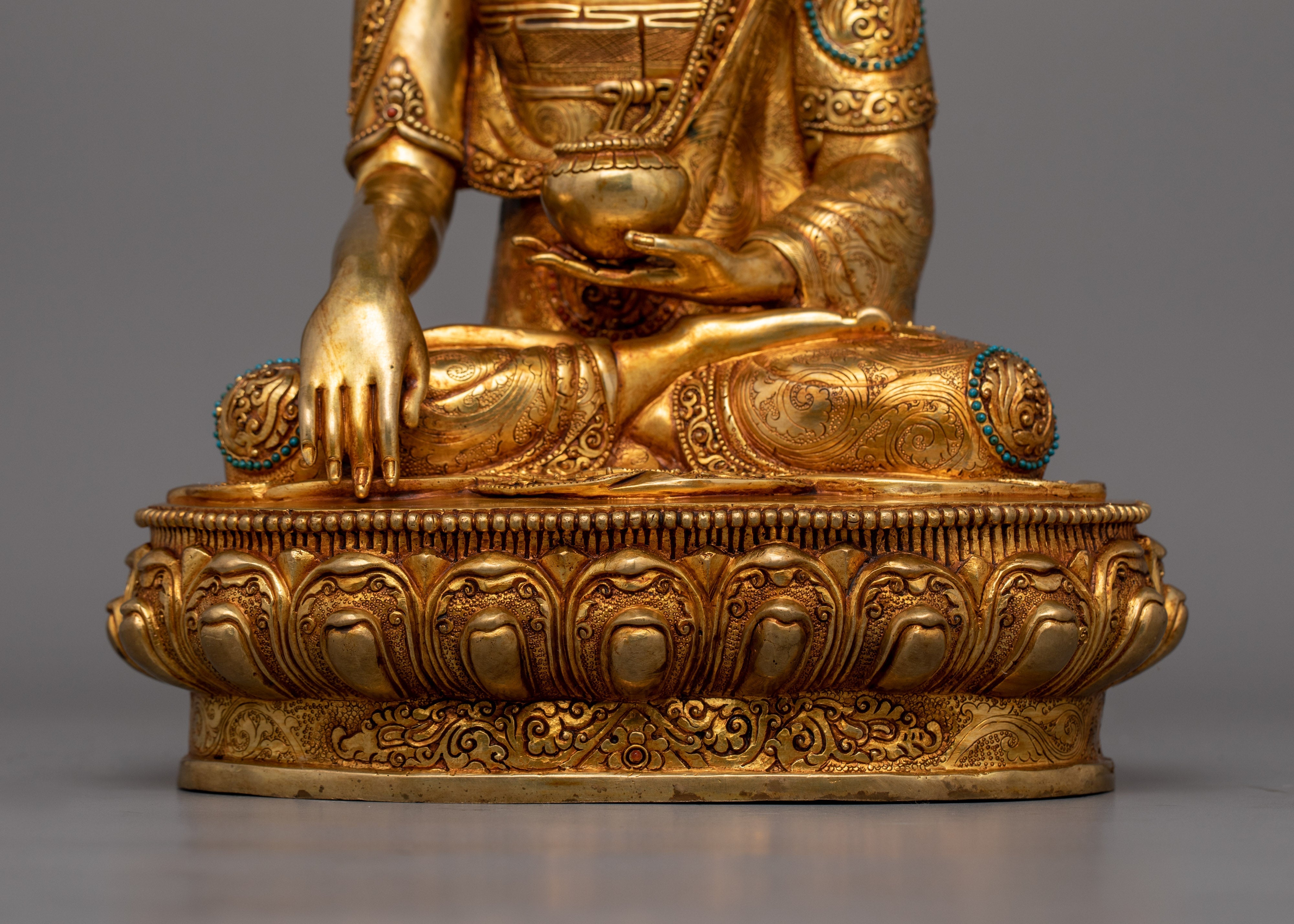 Crown Enlightened Namo Shakyamuni Buddha Statue | Fine Himalayan Asian Artwork