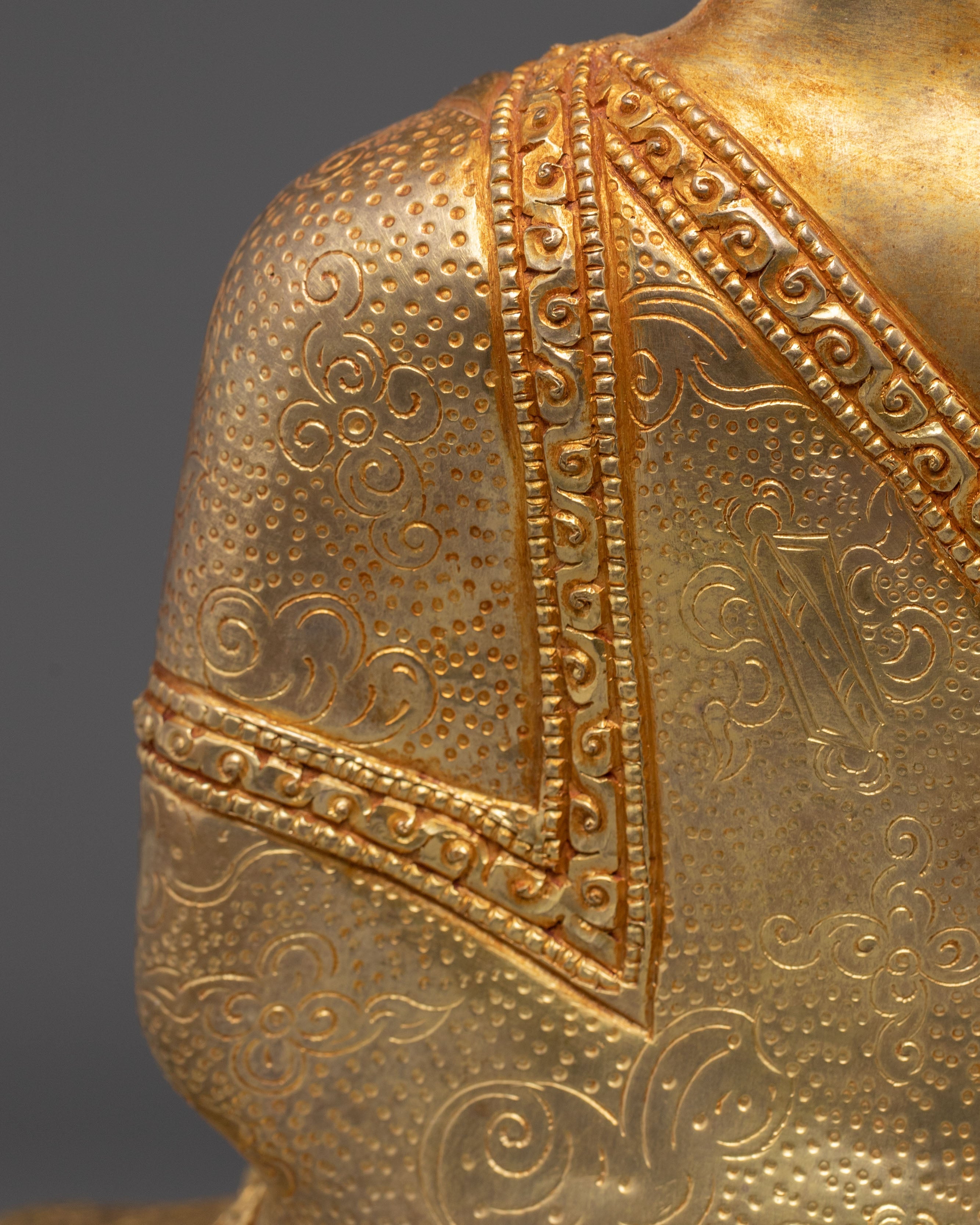 Serene Amitabha Buddha Sculpture | Emblem of Infinite Light