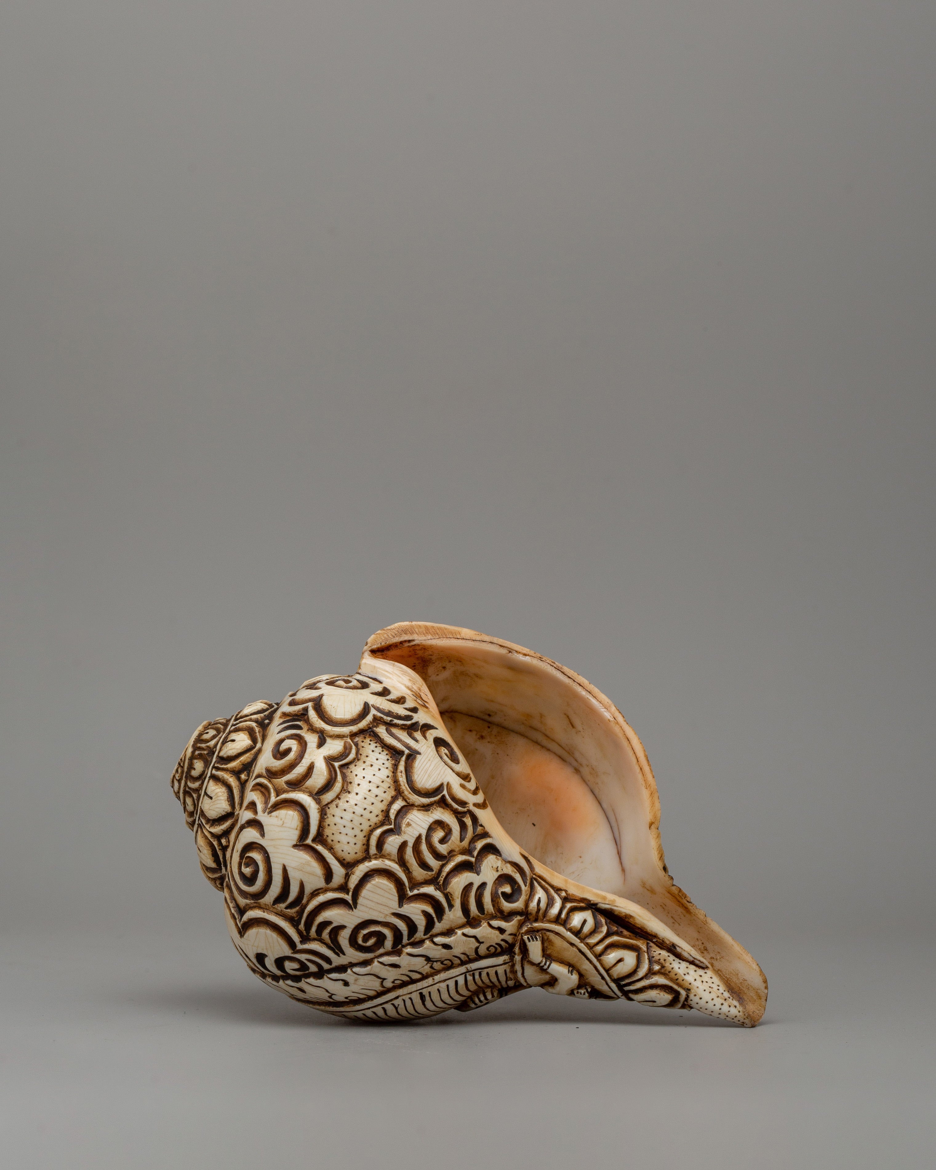 Conch Shell with Shakya Mahakala Carvings | A Powerful Ritual Artifact