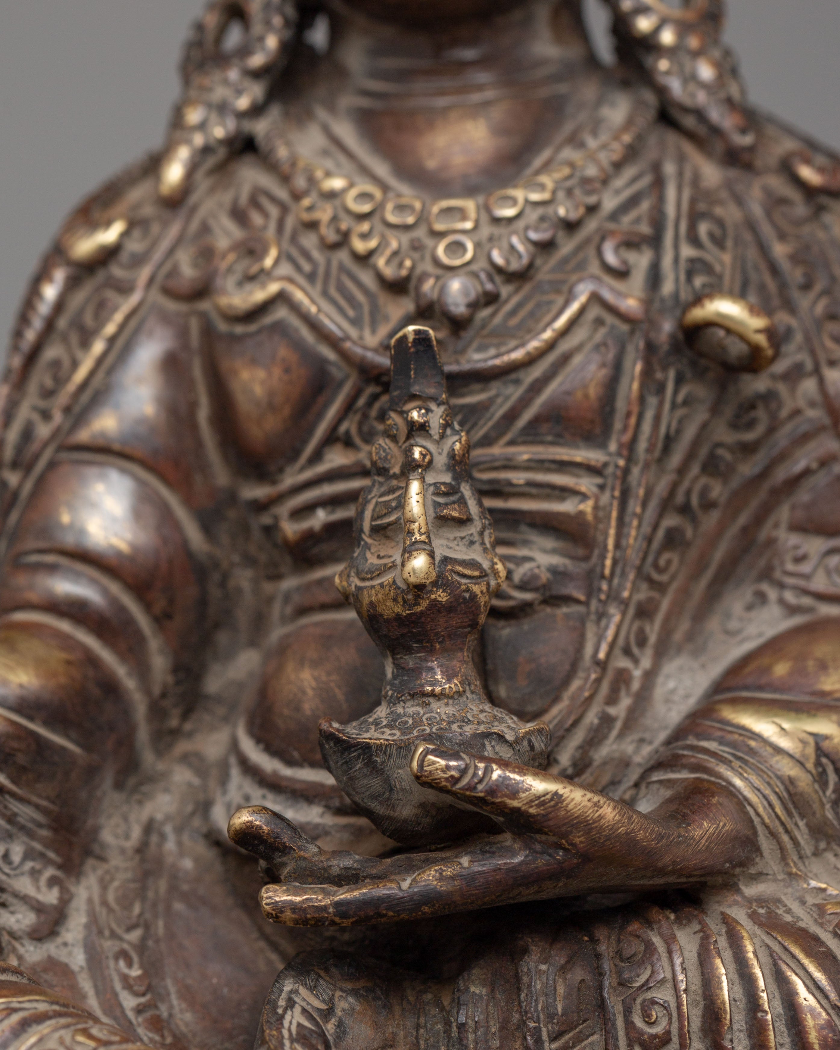 Tibetan Spiritual Guru Rinpoche Statue | Symbol of Wisdom & Compassion