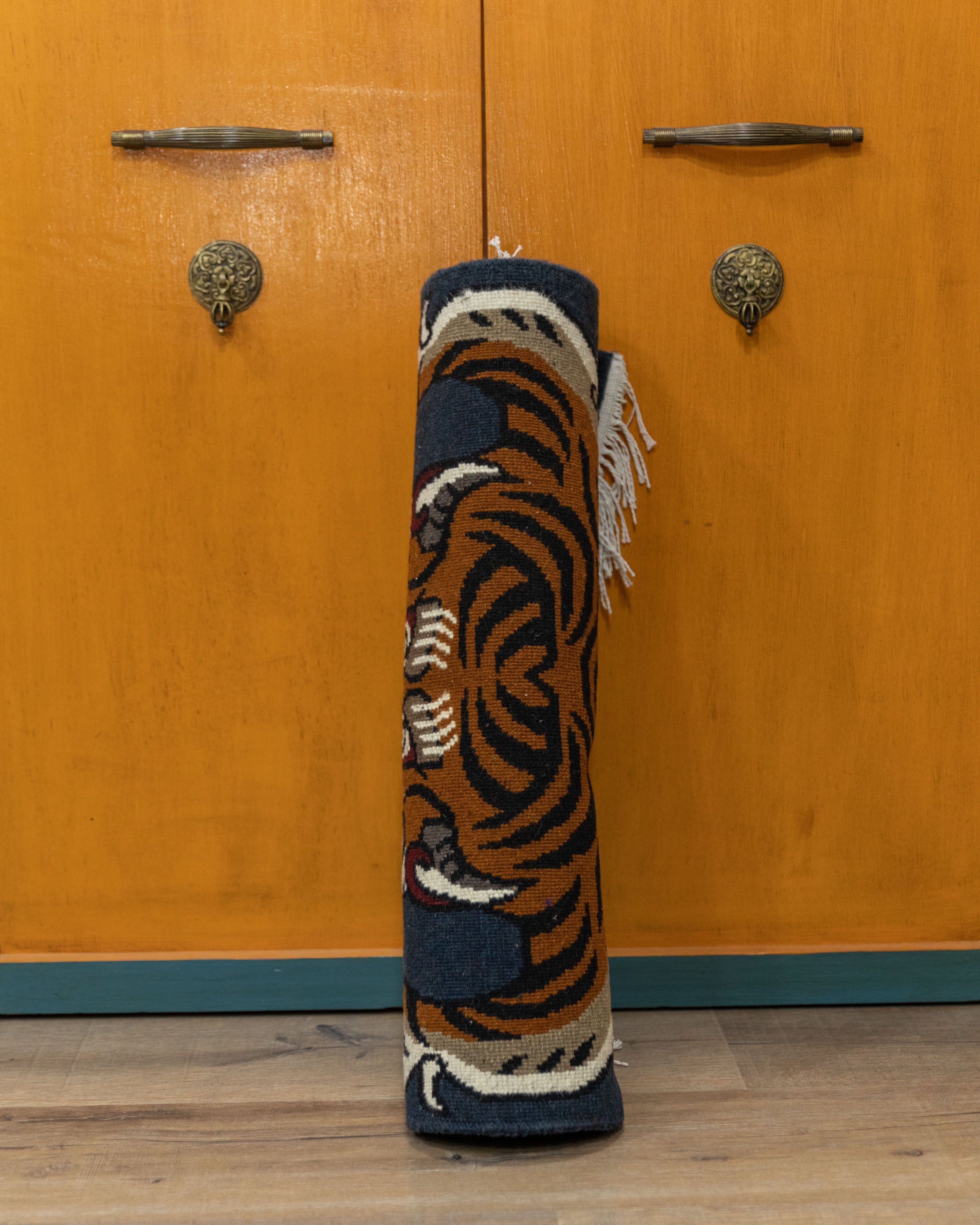 Tibetan Rug 100 Knot Carpet | Handwoven Wool Tiger Design