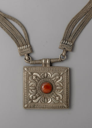 Jantar Mala Necklace | Handcrafted Tibetan Mala