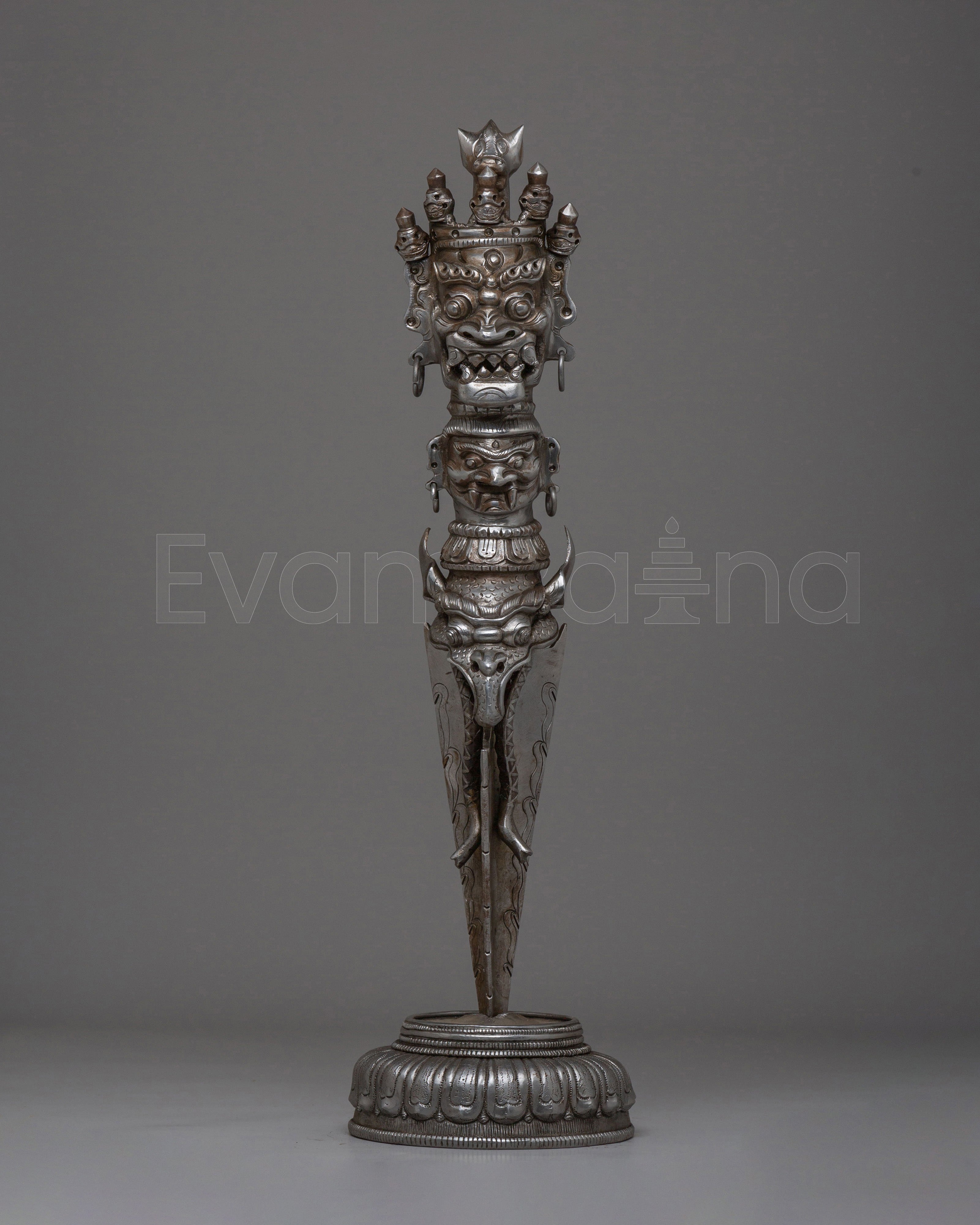 handcrafted-iron-ritual-phurba