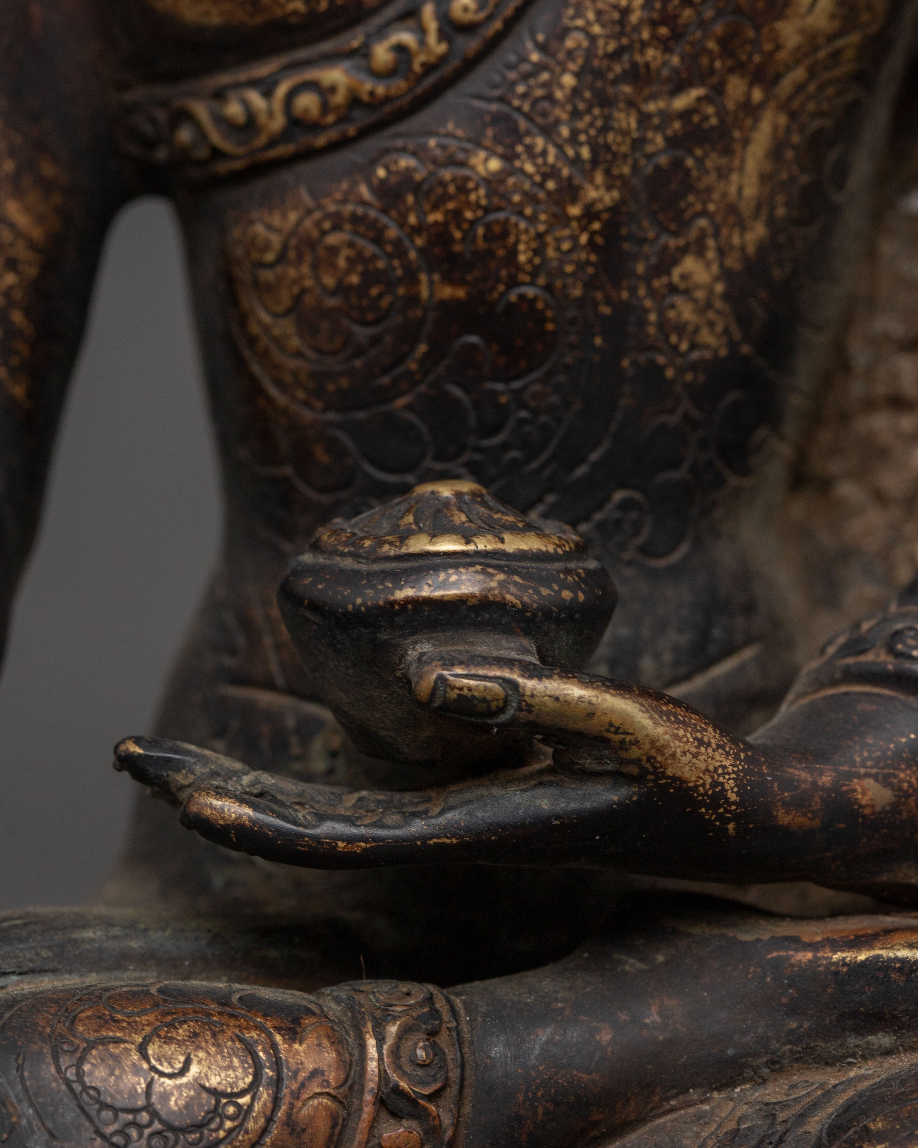 Statue of Shakyamuni Buddha of Light | The Historical Buddha