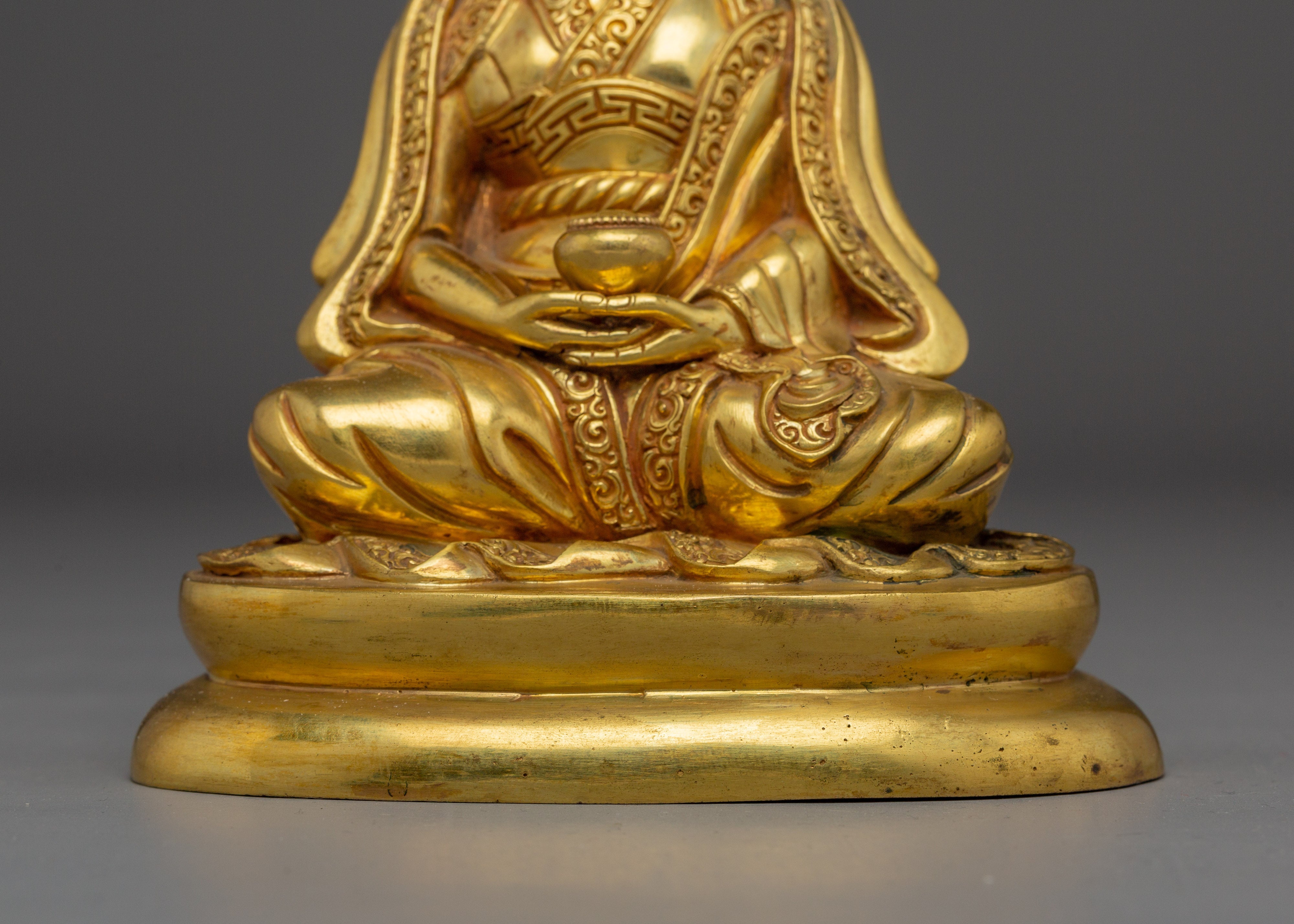 Spiritual Master Gompopa | Himalayan Craftsmanship